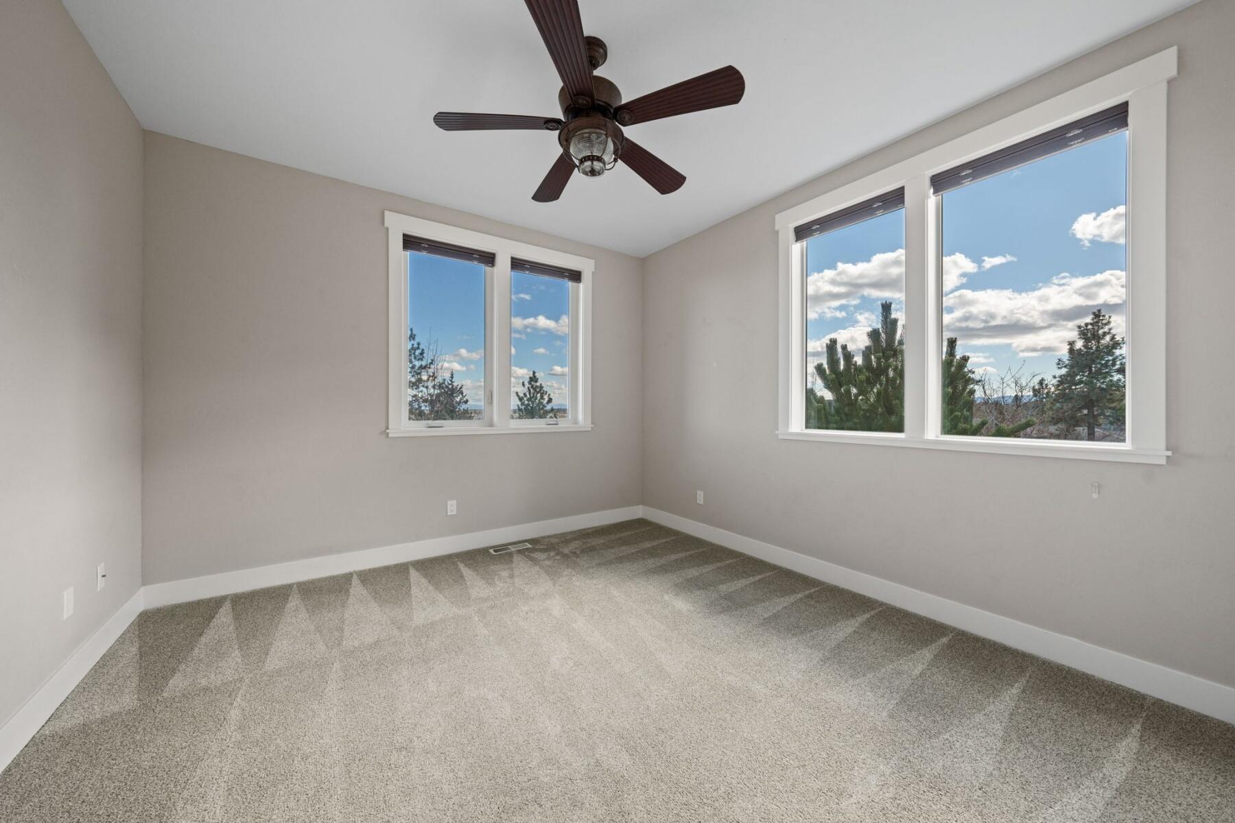 3334 NW Fairway Heights Drive