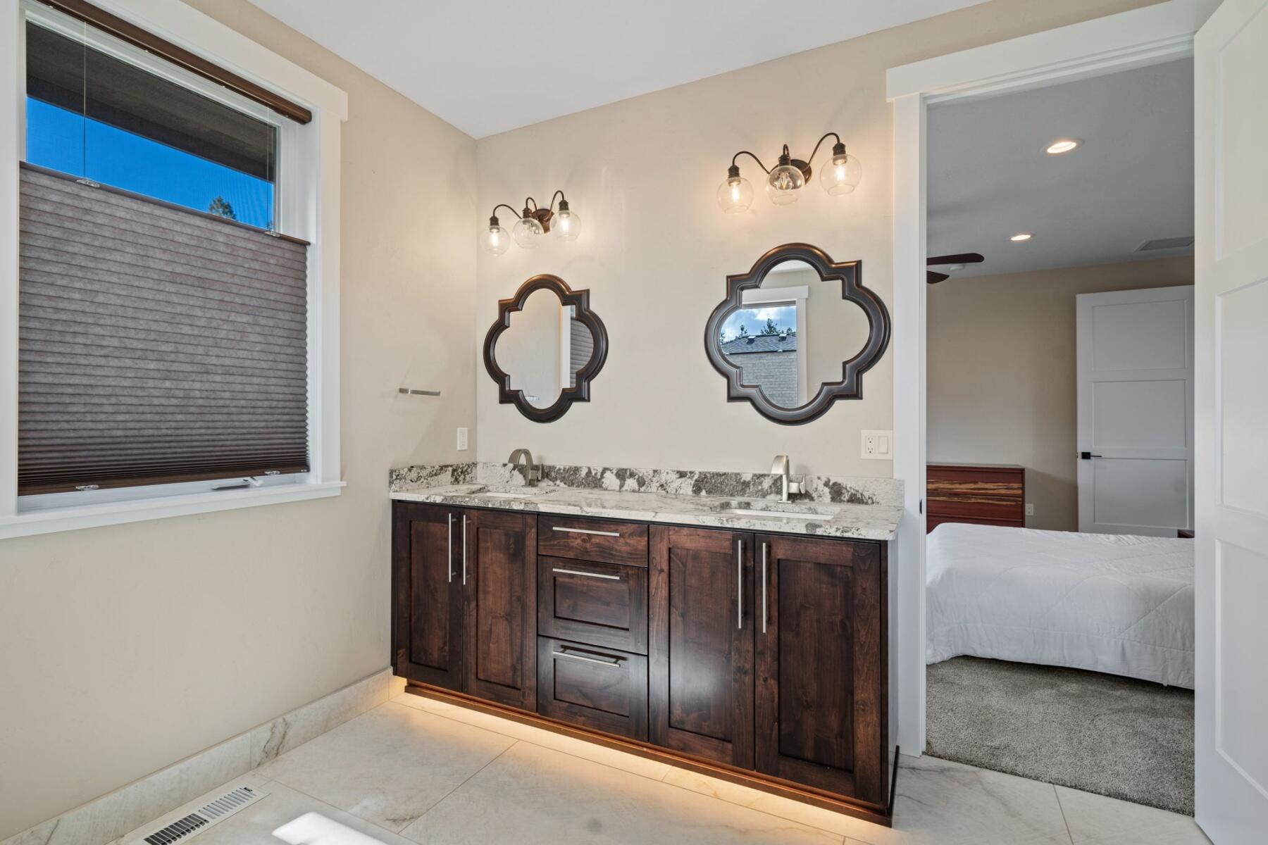 3334 NW Fairway Heights Drive