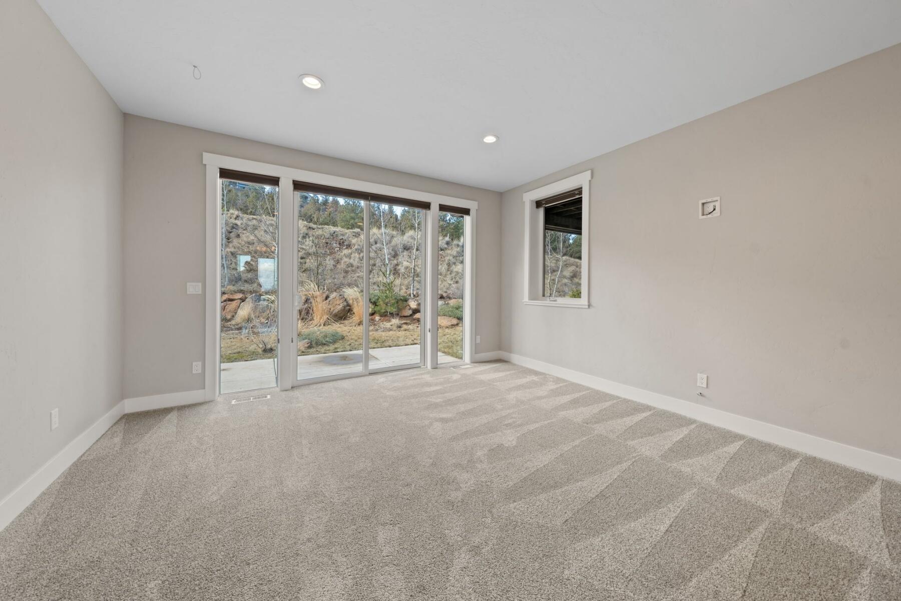 3334 NW Fairway Heights Drive