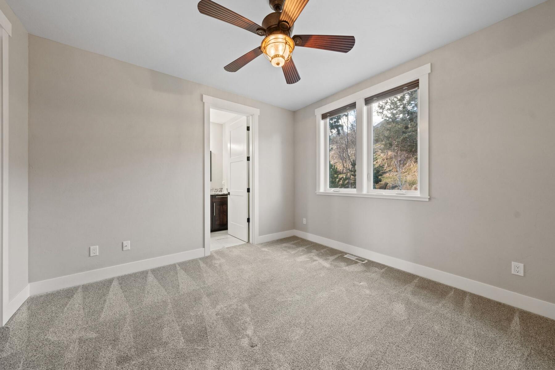 3334 NW Fairway Heights Drive