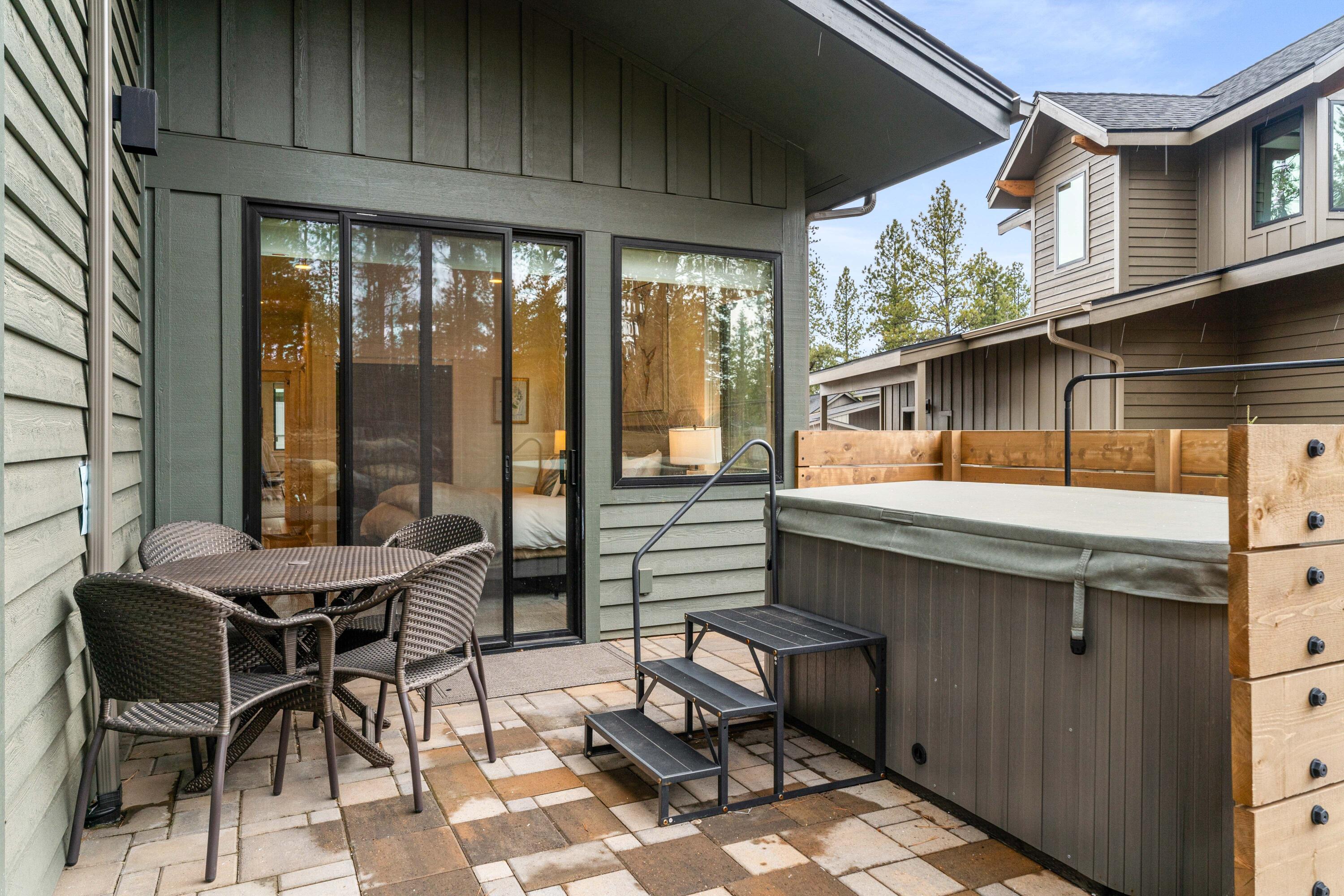 18160 Forestbrook Loop, 5