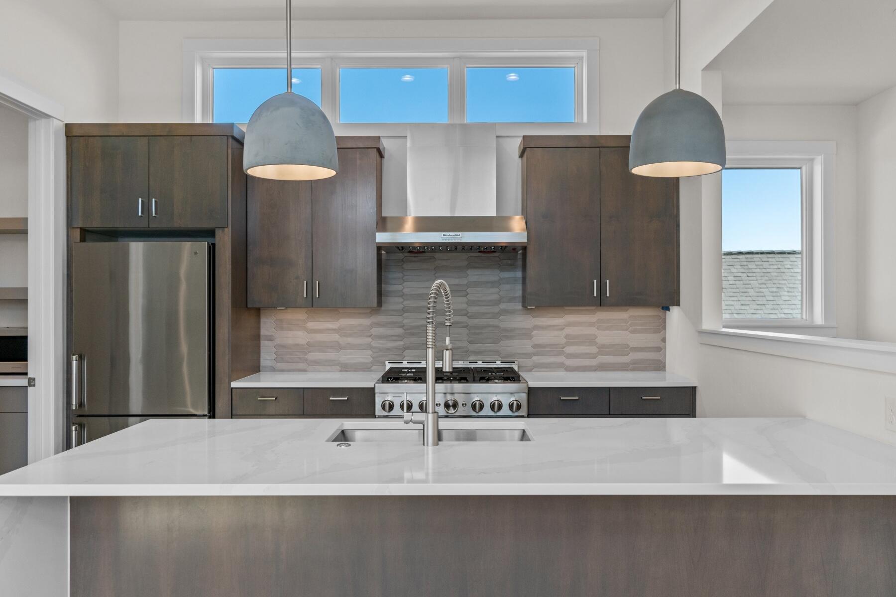 61294 Storms Court, 39