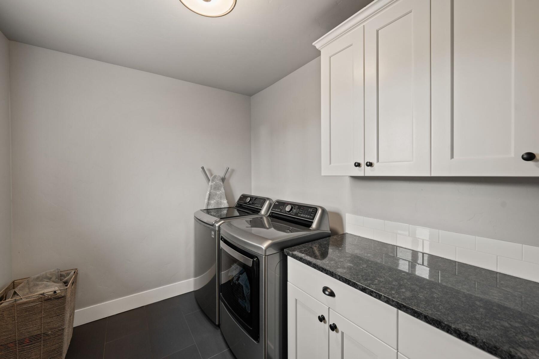 61204 Bachelor View Road