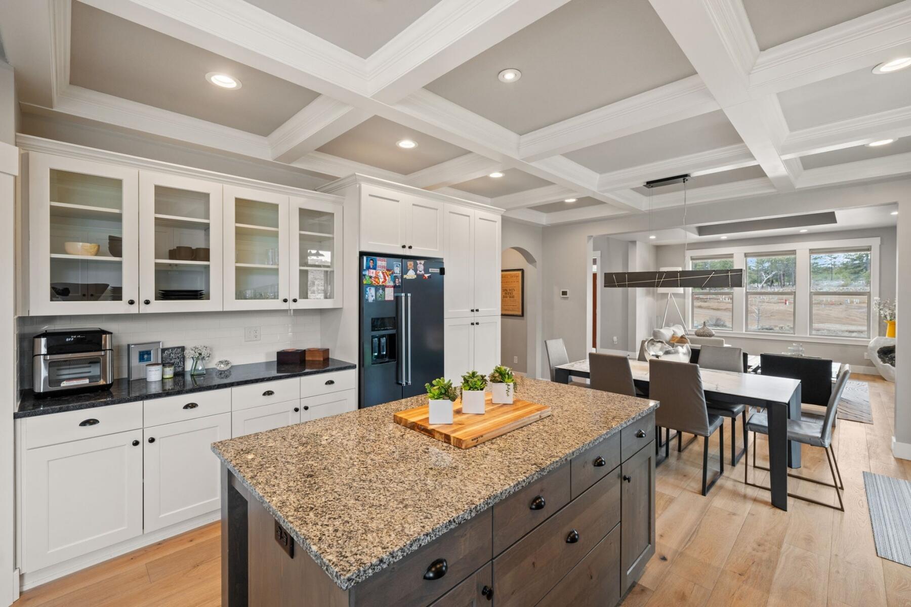 61204 Bachelor View Road