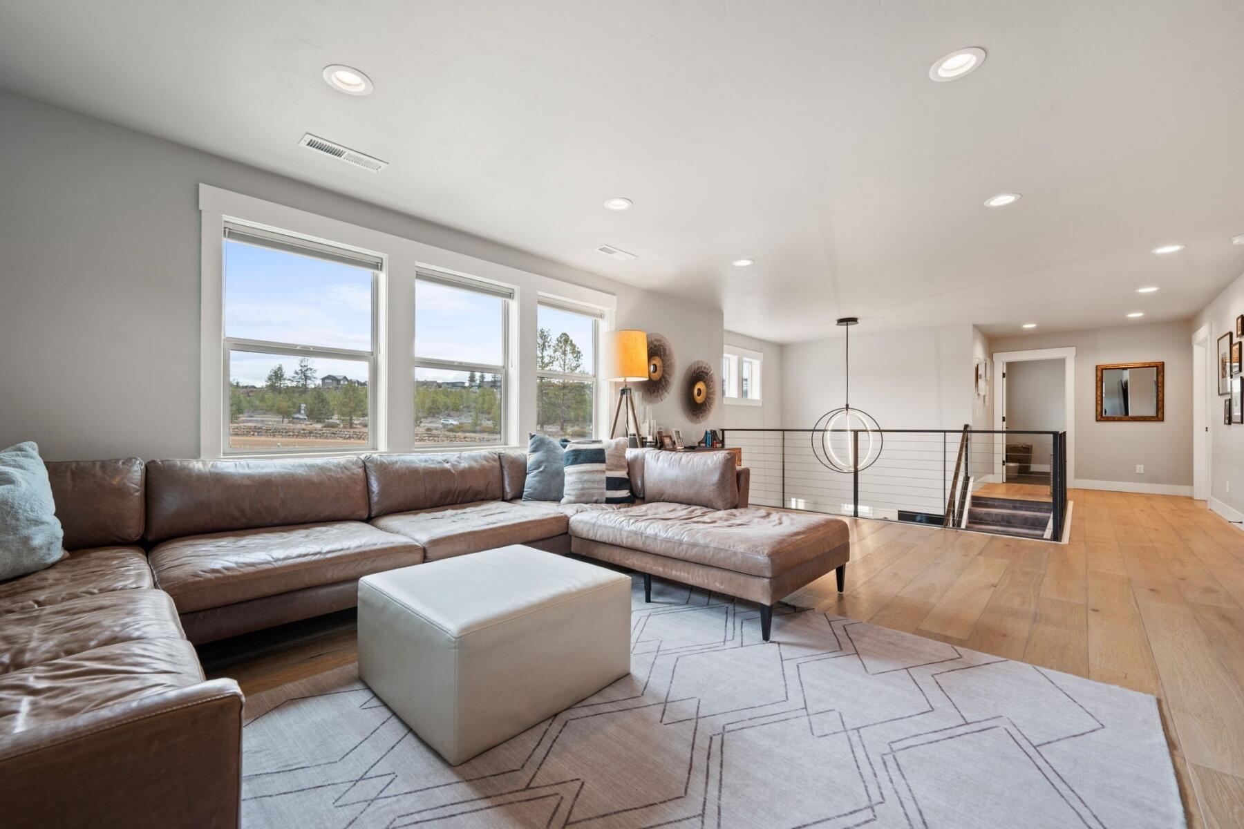 61204 Bachelor View Road