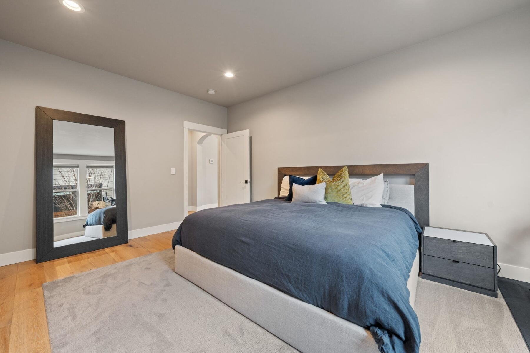 61204 Bachelor View Road