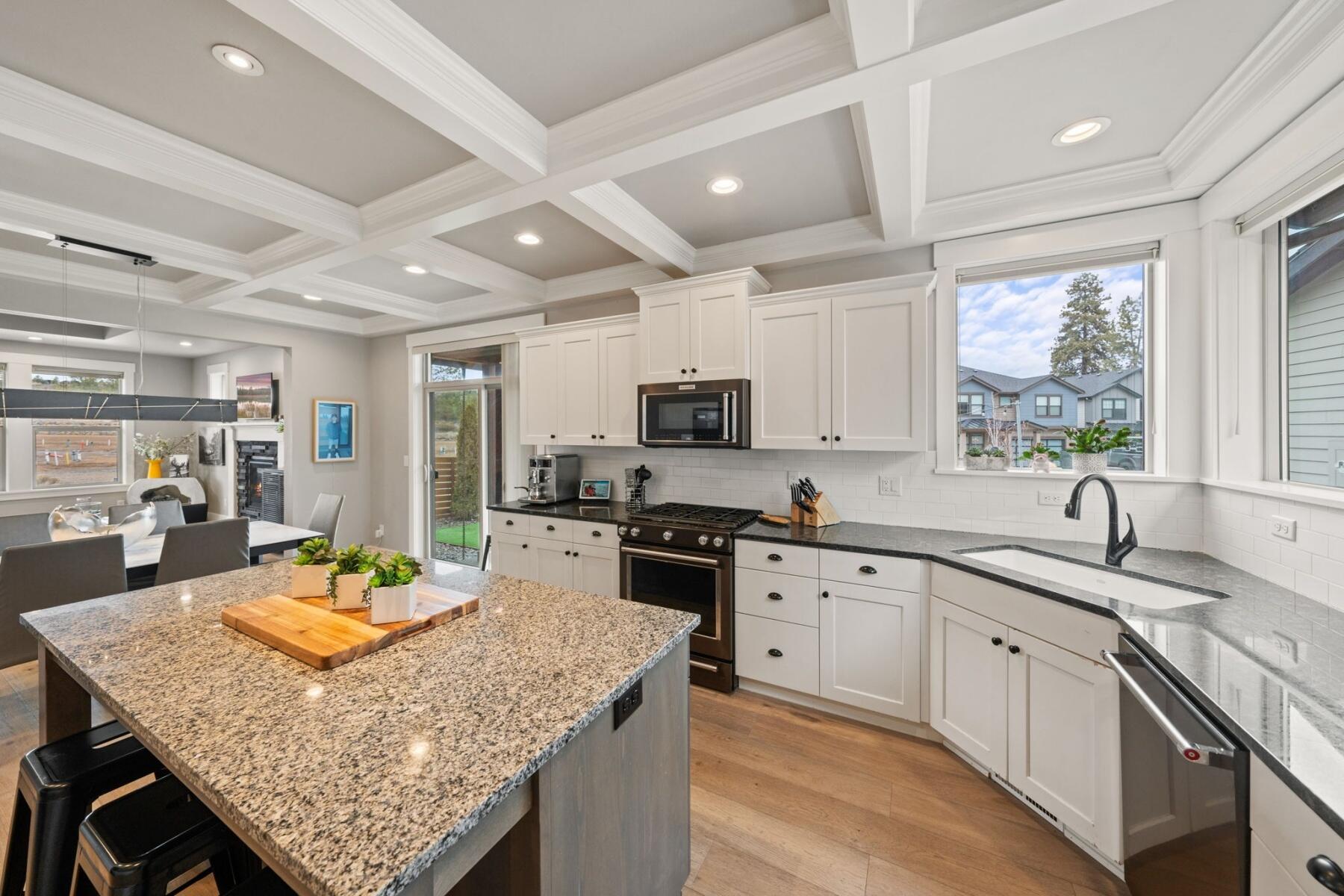 61204 Bachelor View Road