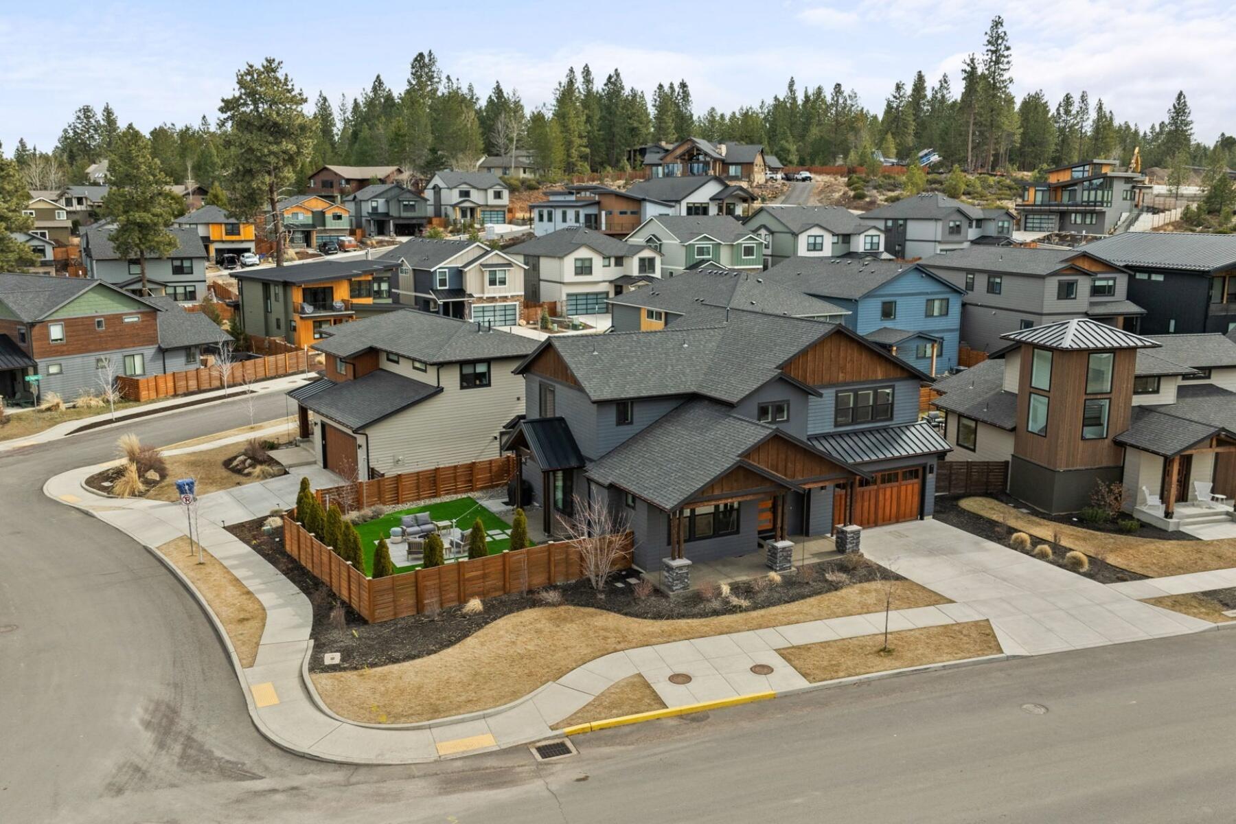 61204 Bachelor View Road