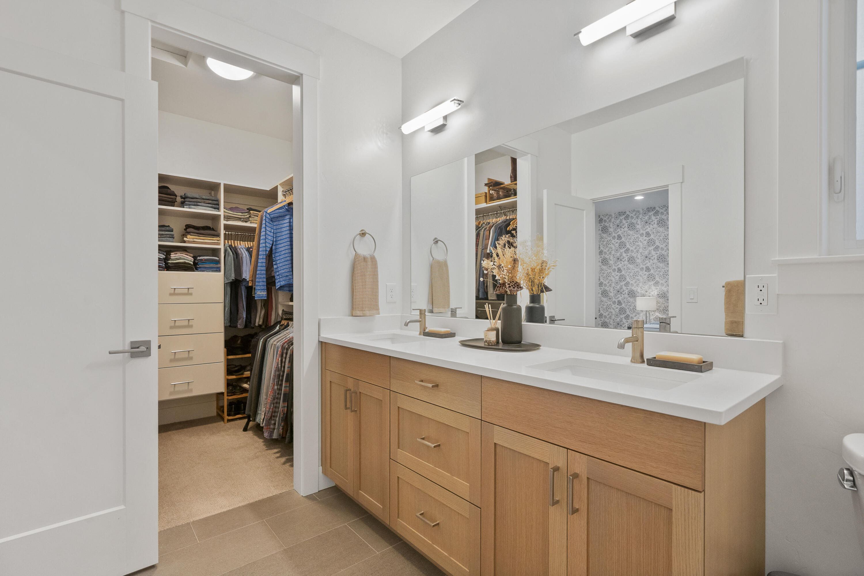 2242 NW Reserve Camp Court