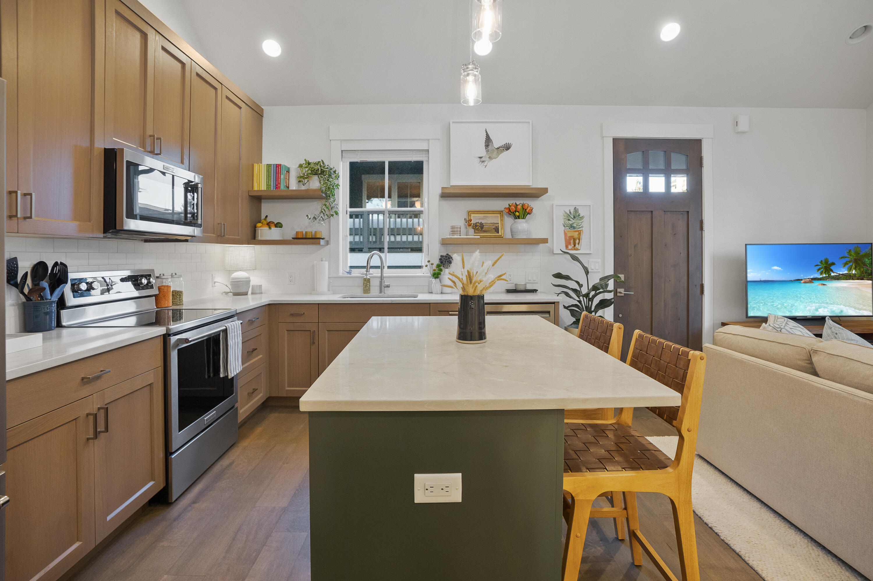 2242 NW Reserve Camp Court