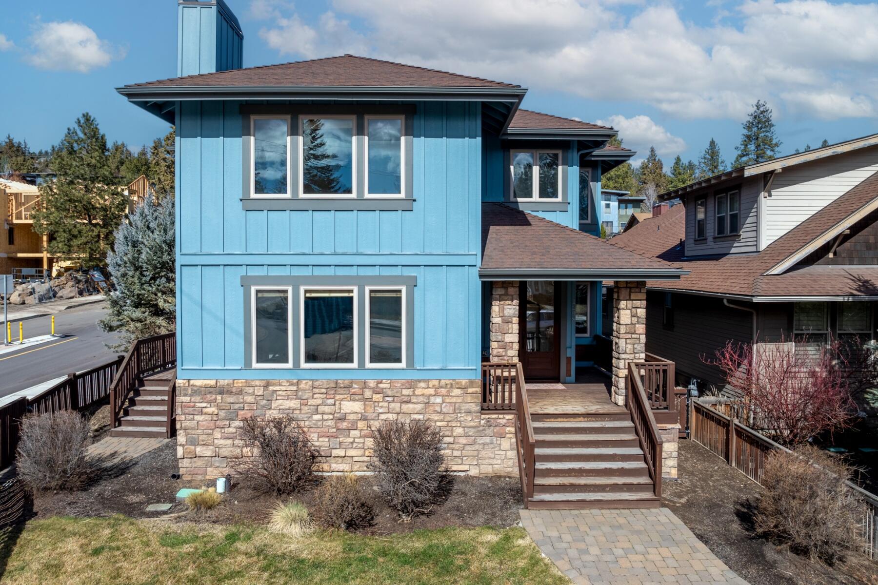 1398 NW Newport Avenue