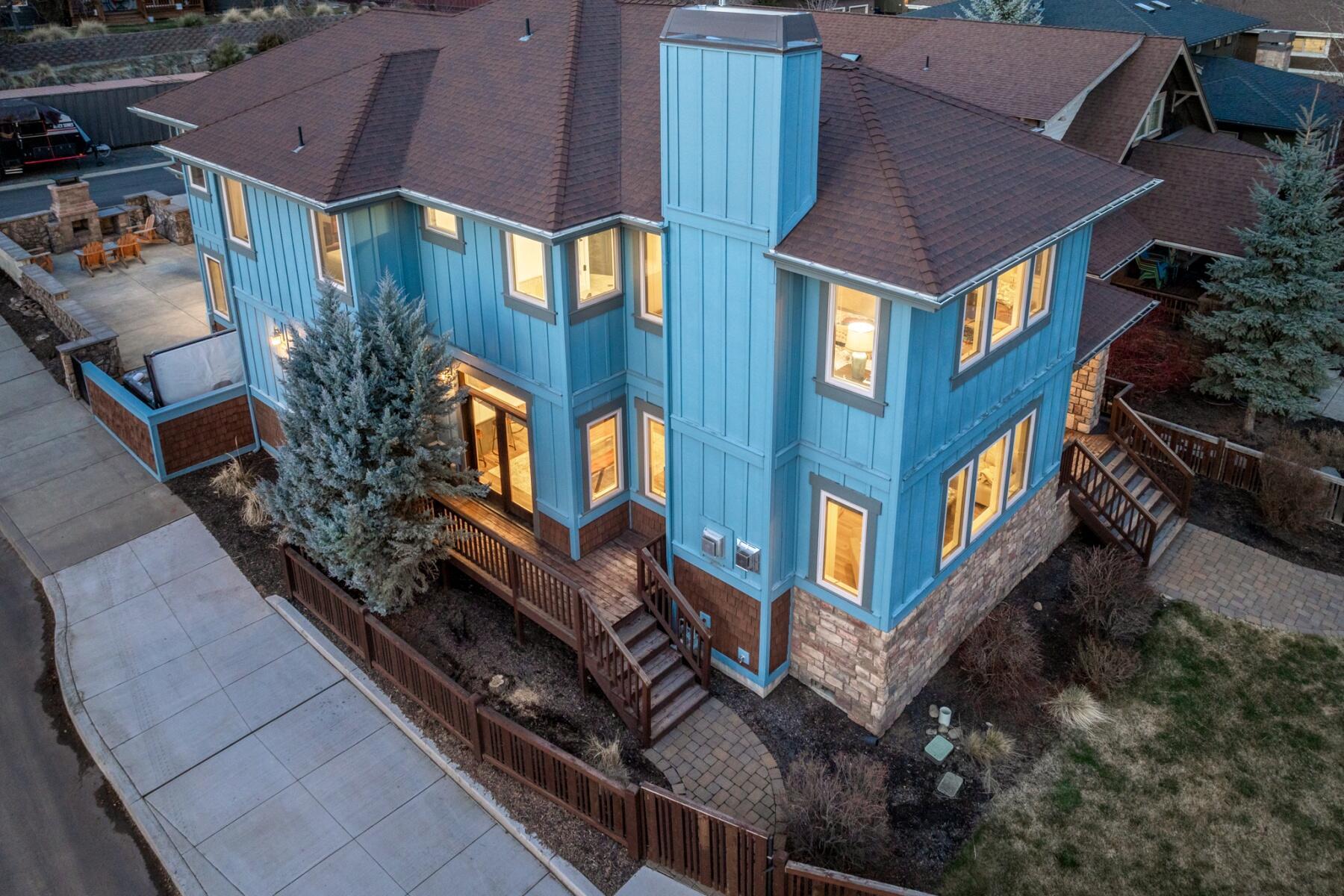 1398 NW Newport Avenue