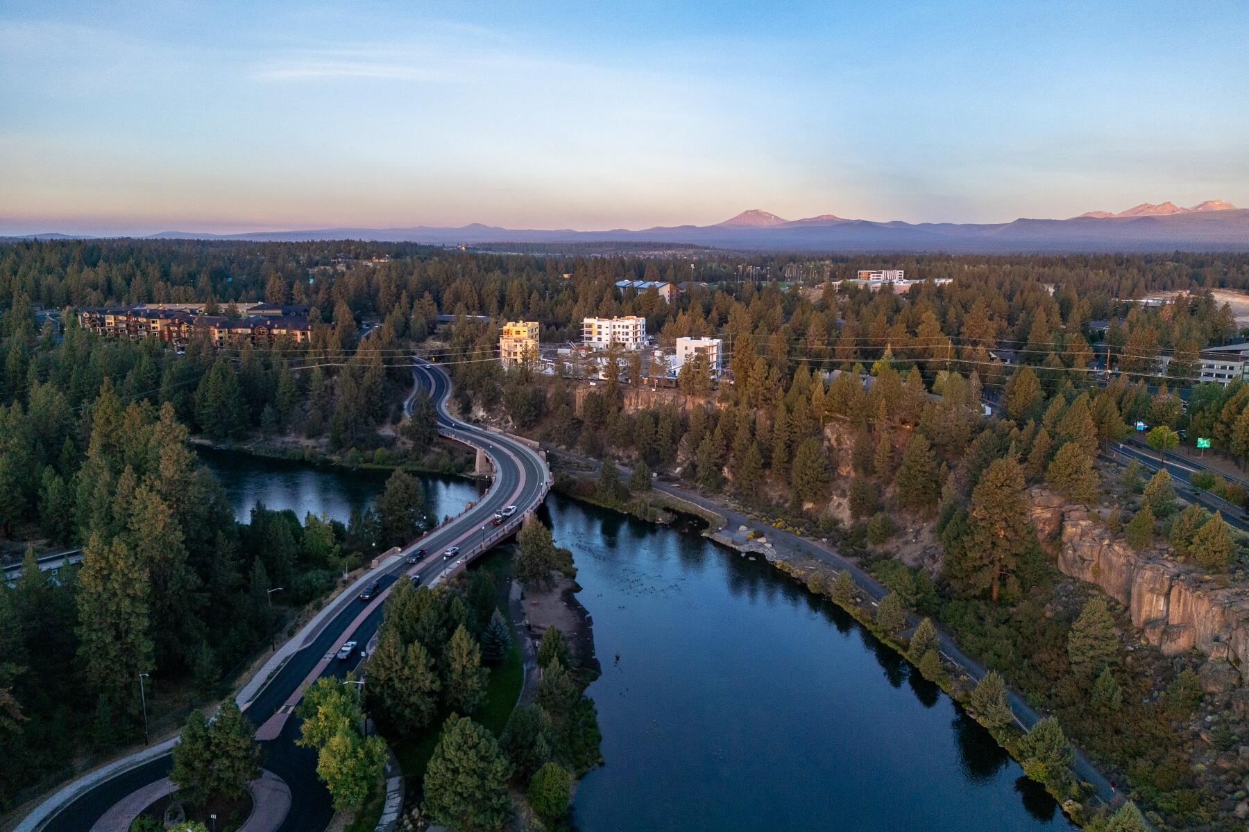 1100 SW Mt Bachelor Drive, A401