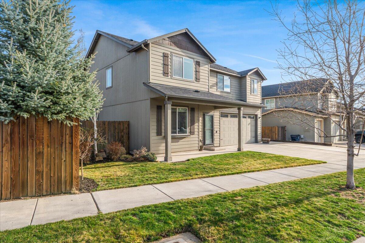 608 SE Glencoe Place