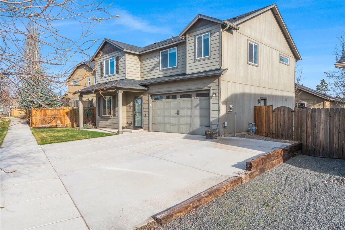 608 SE Glencoe Place