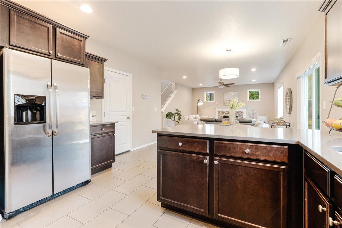 608 SE Glencoe Place