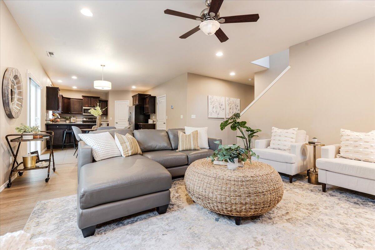 608 SE Glencoe Place