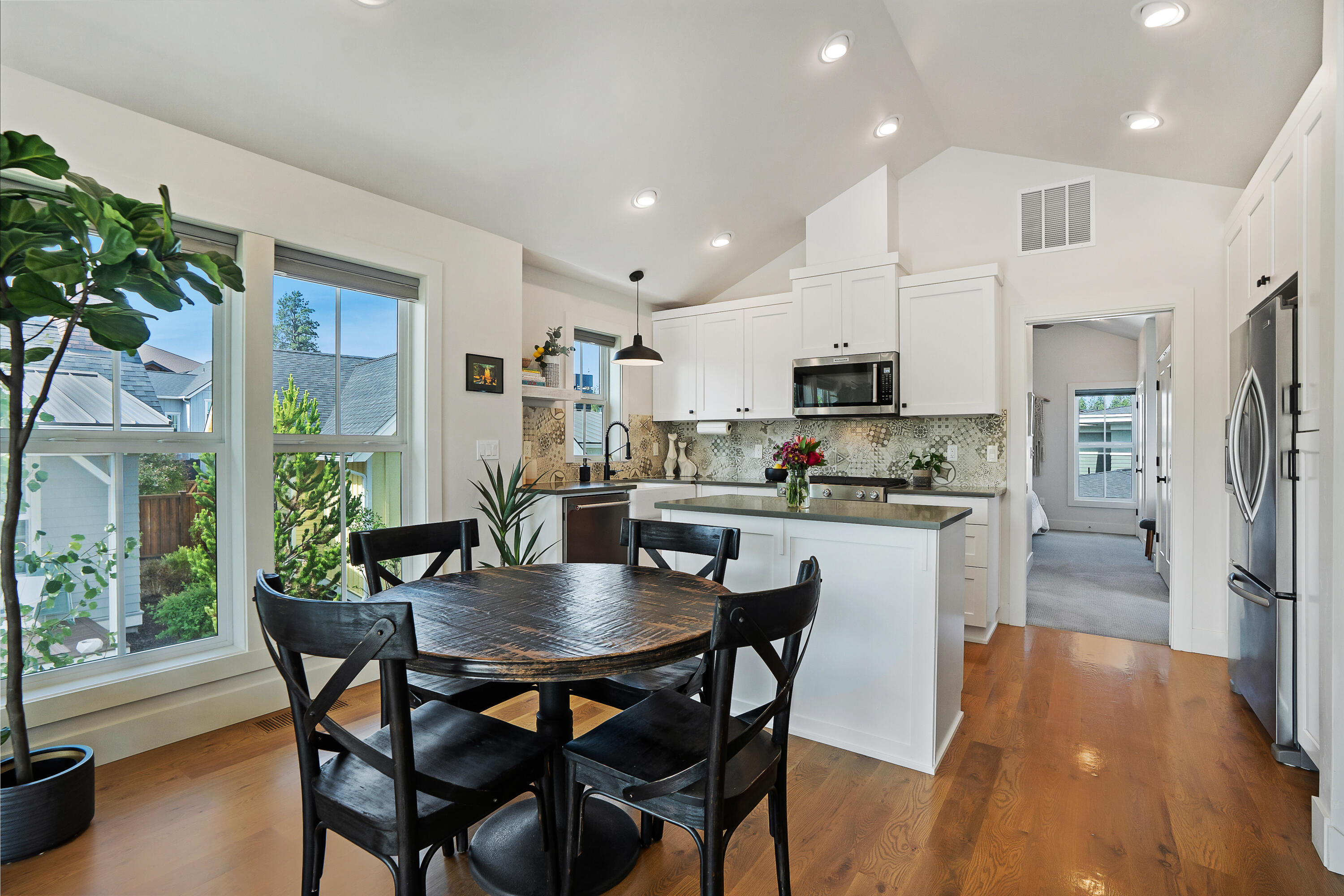 2777 NW High Lakes Loop