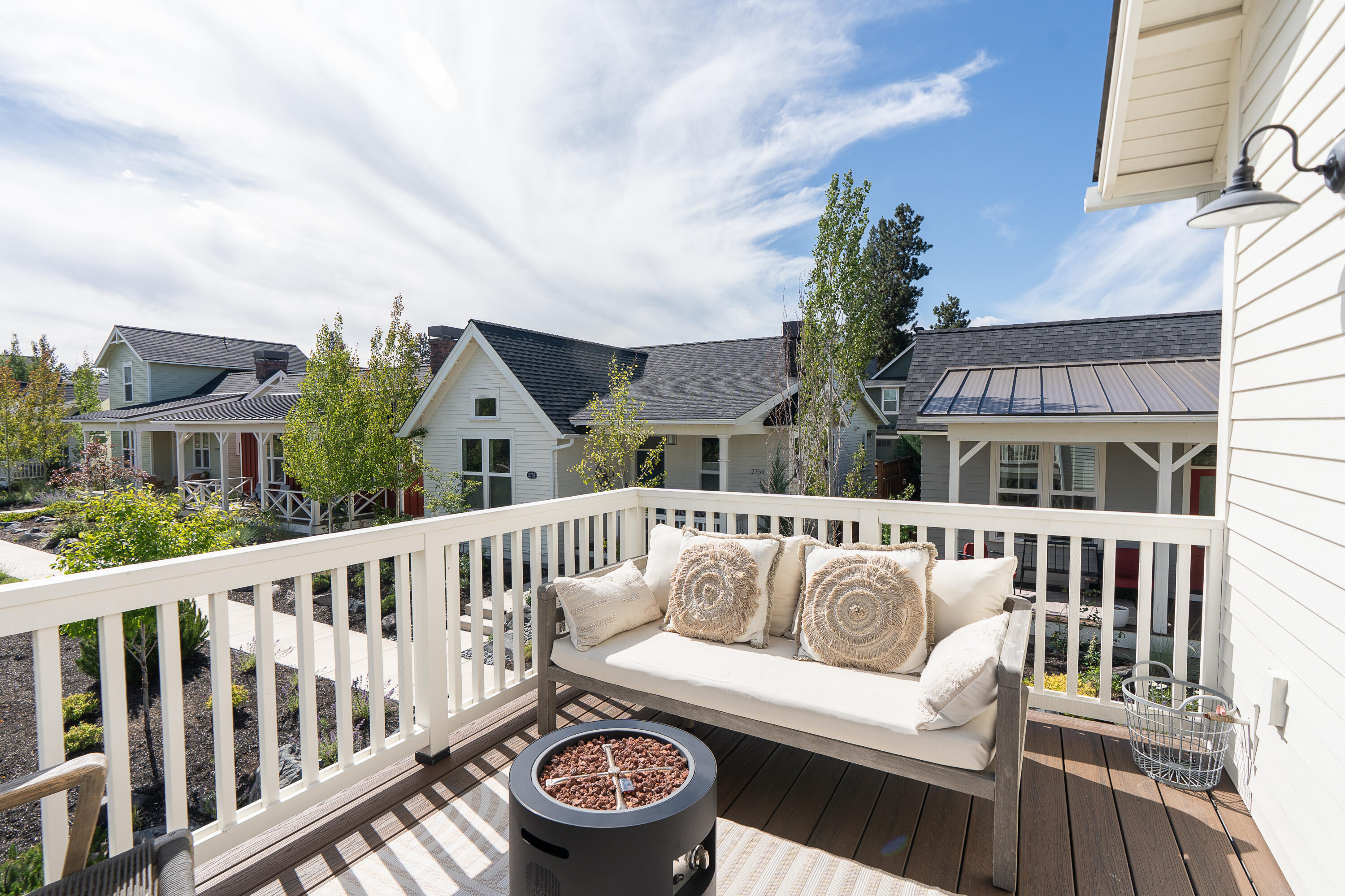 2777 NW High Lakes Loop
