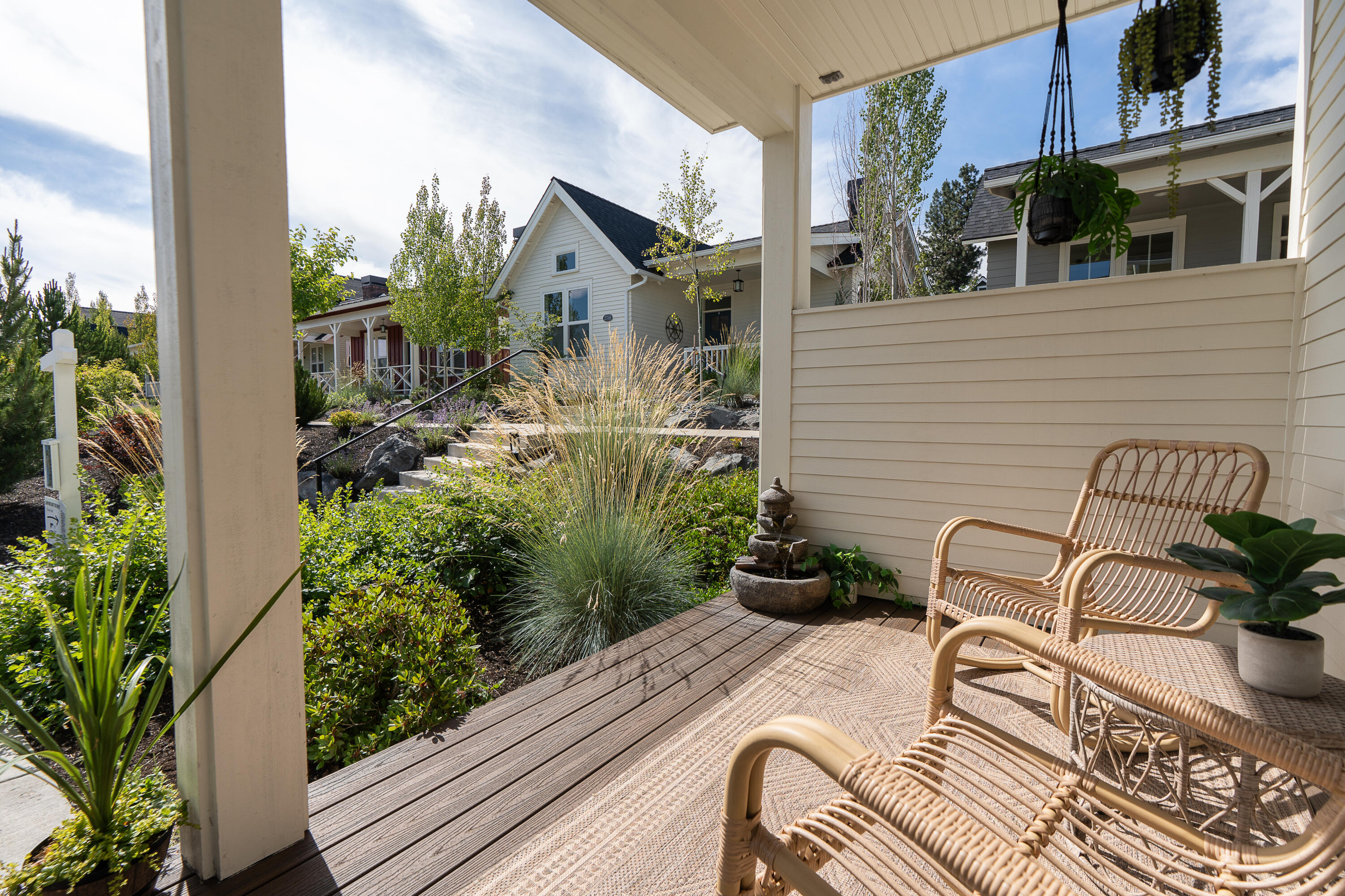 2777 NW High Lakes Loop