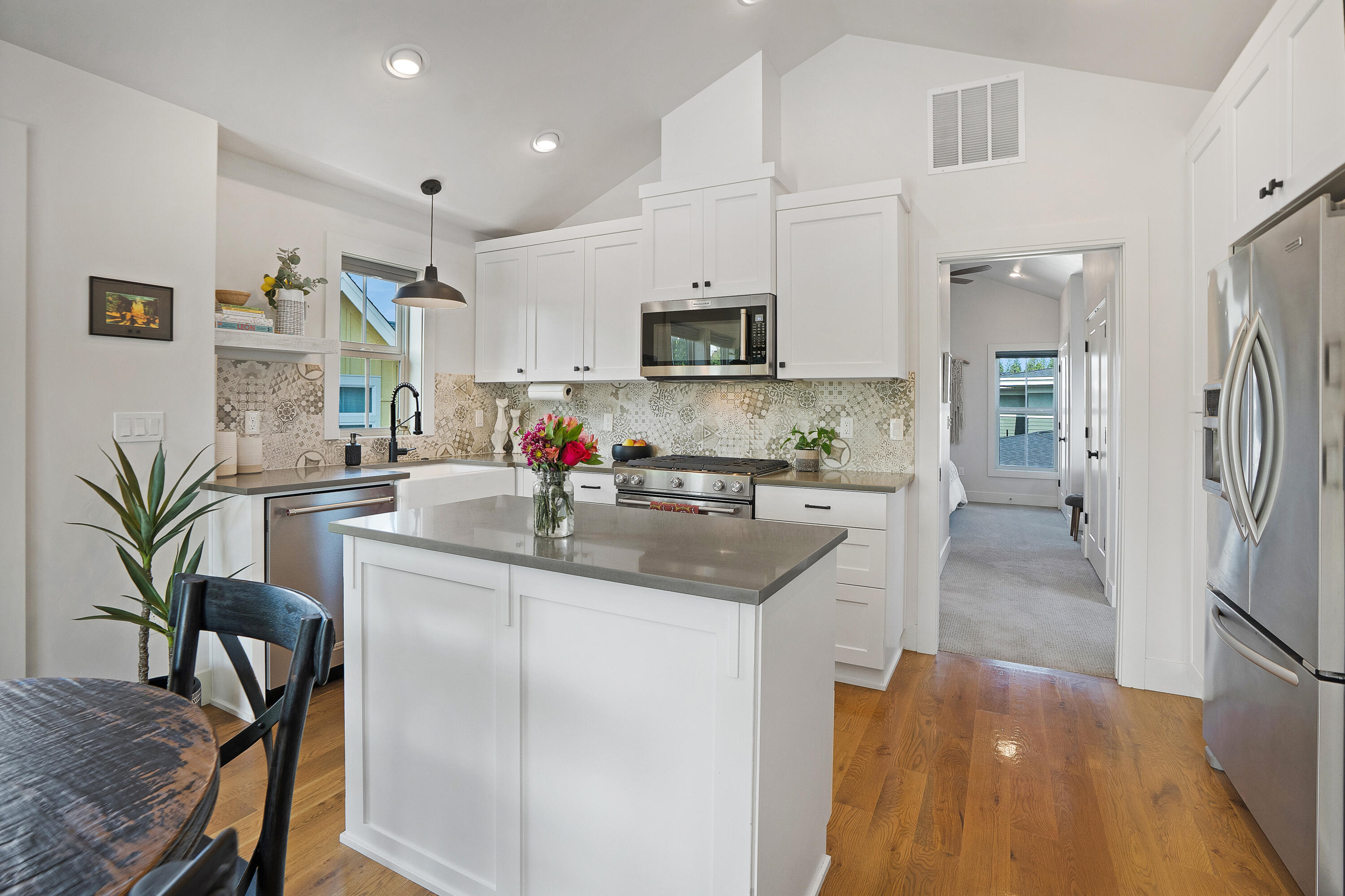 2777 NW High Lakes Loop