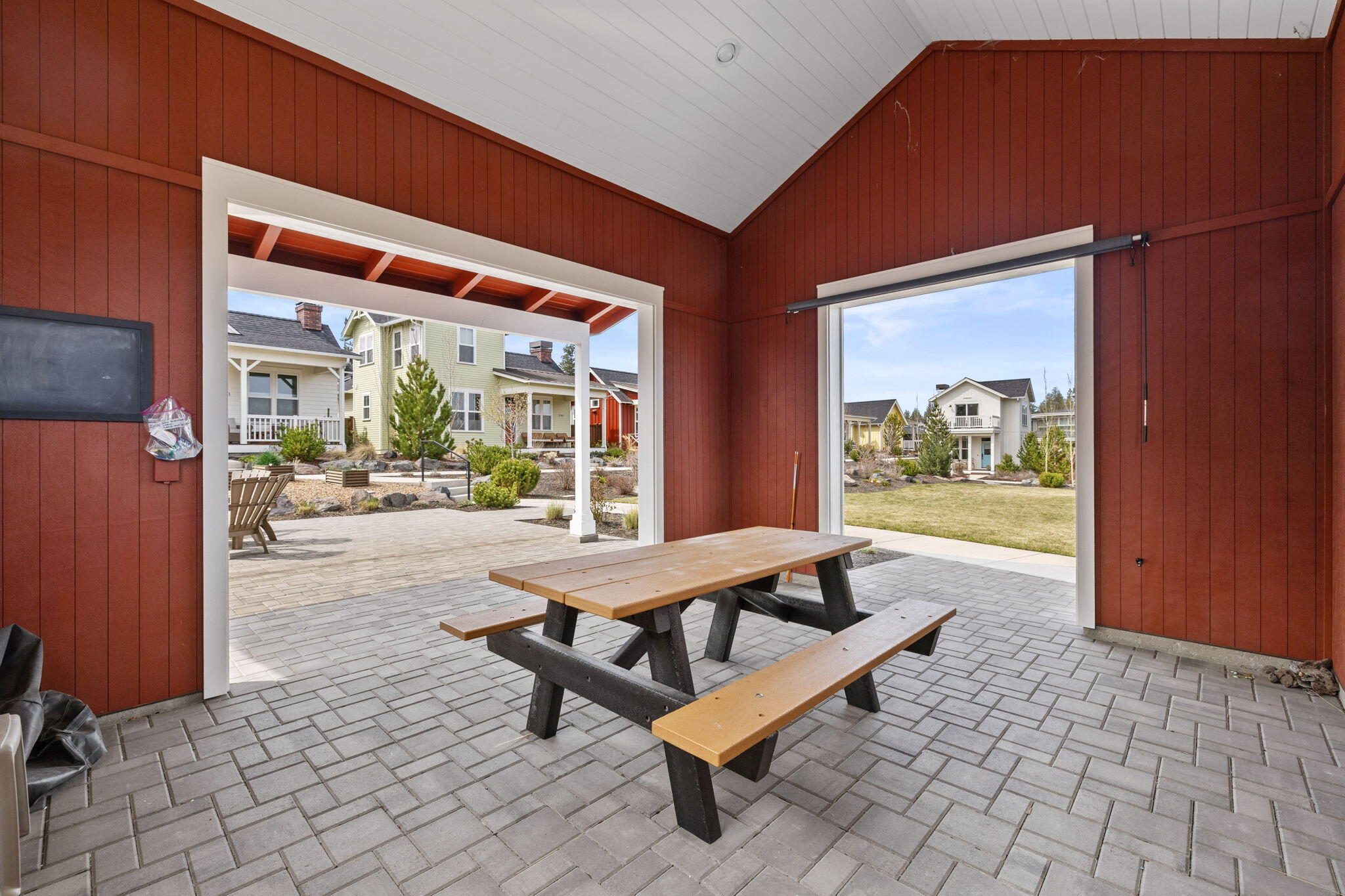 2777 NW High Lakes Loop