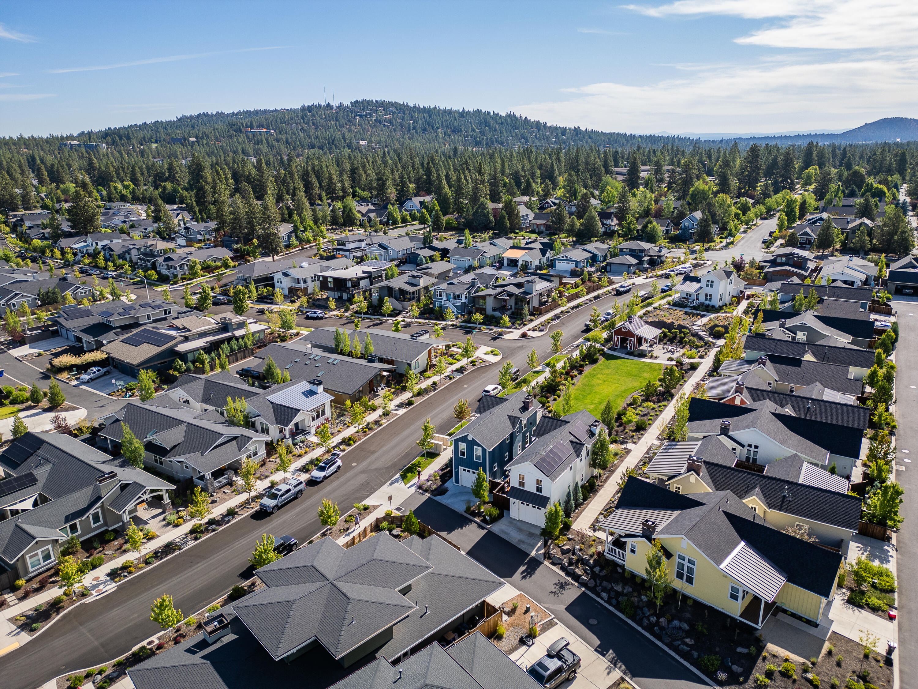 2777 NW High Lakes Loop