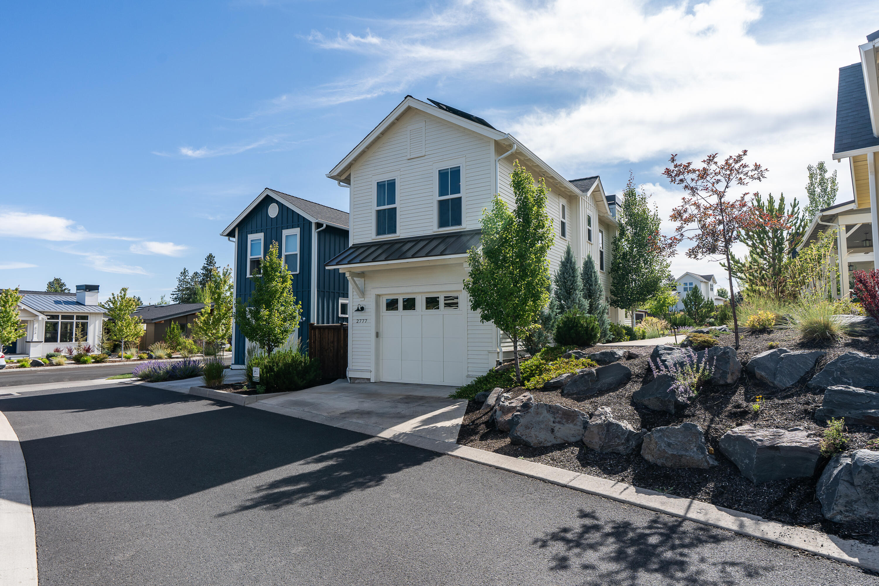 2777 NW High Lakes Loop