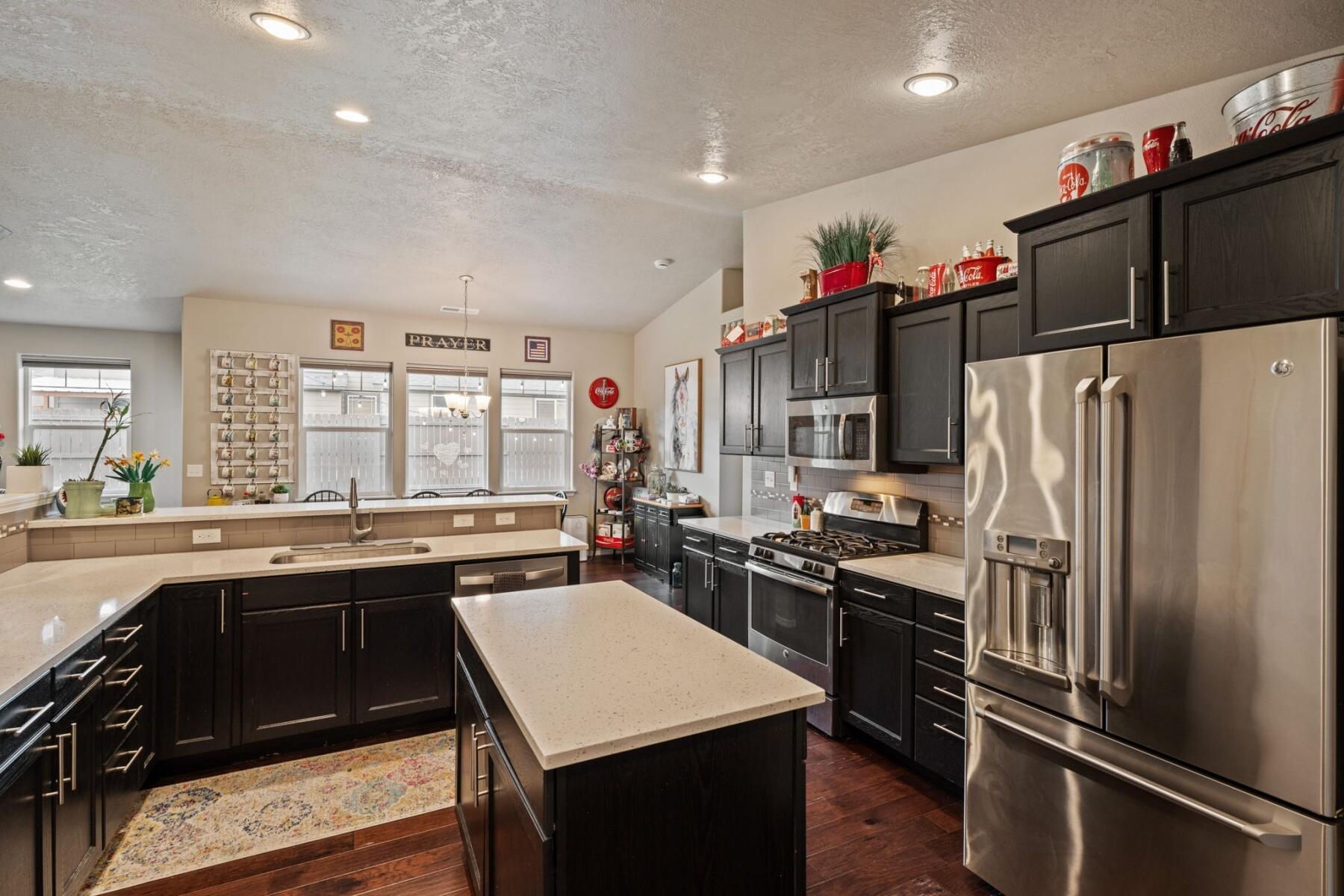 2388 NW Glen Oak Avenue