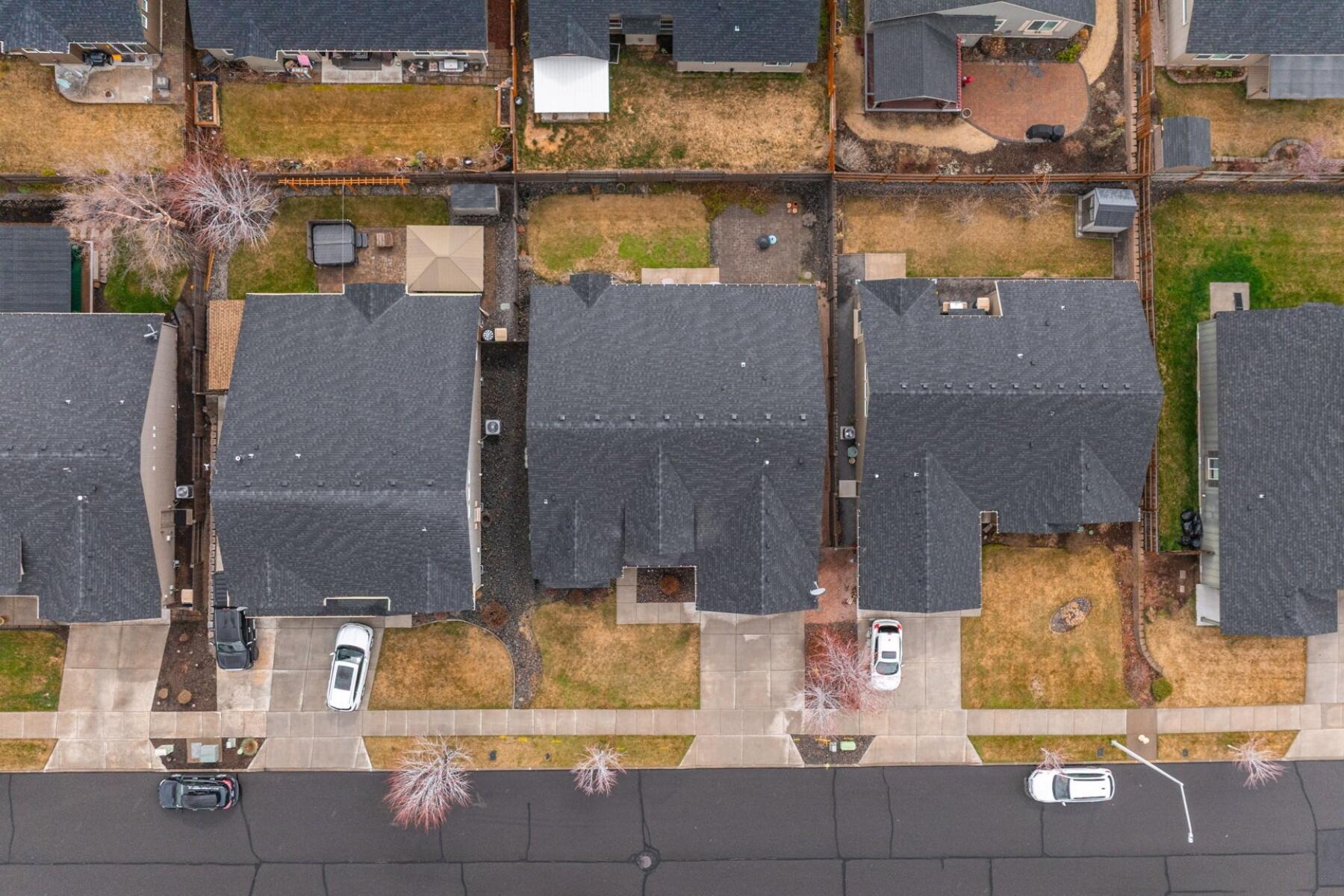 2388 NW Glen Oak Avenue