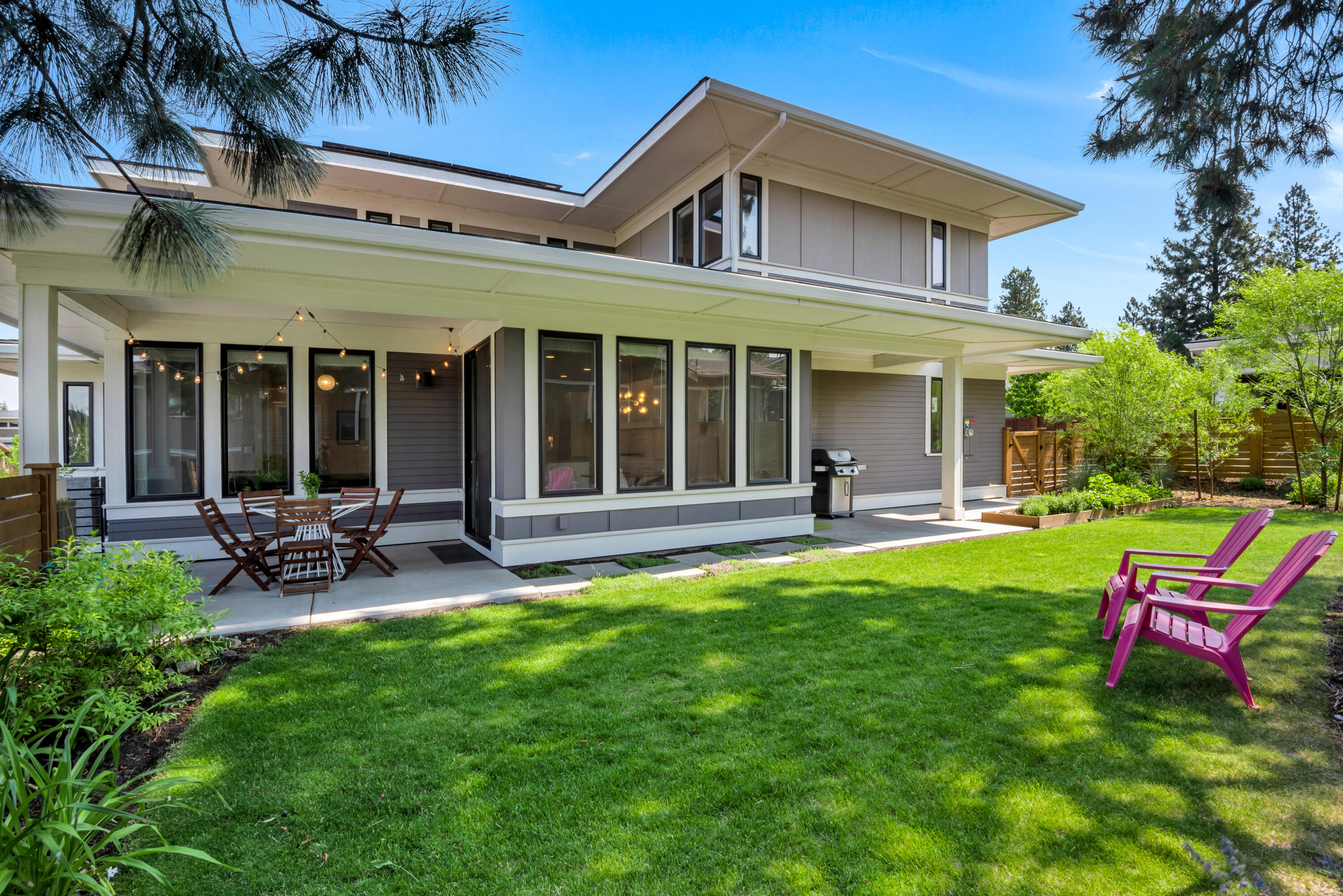 1726 NW Fields Street