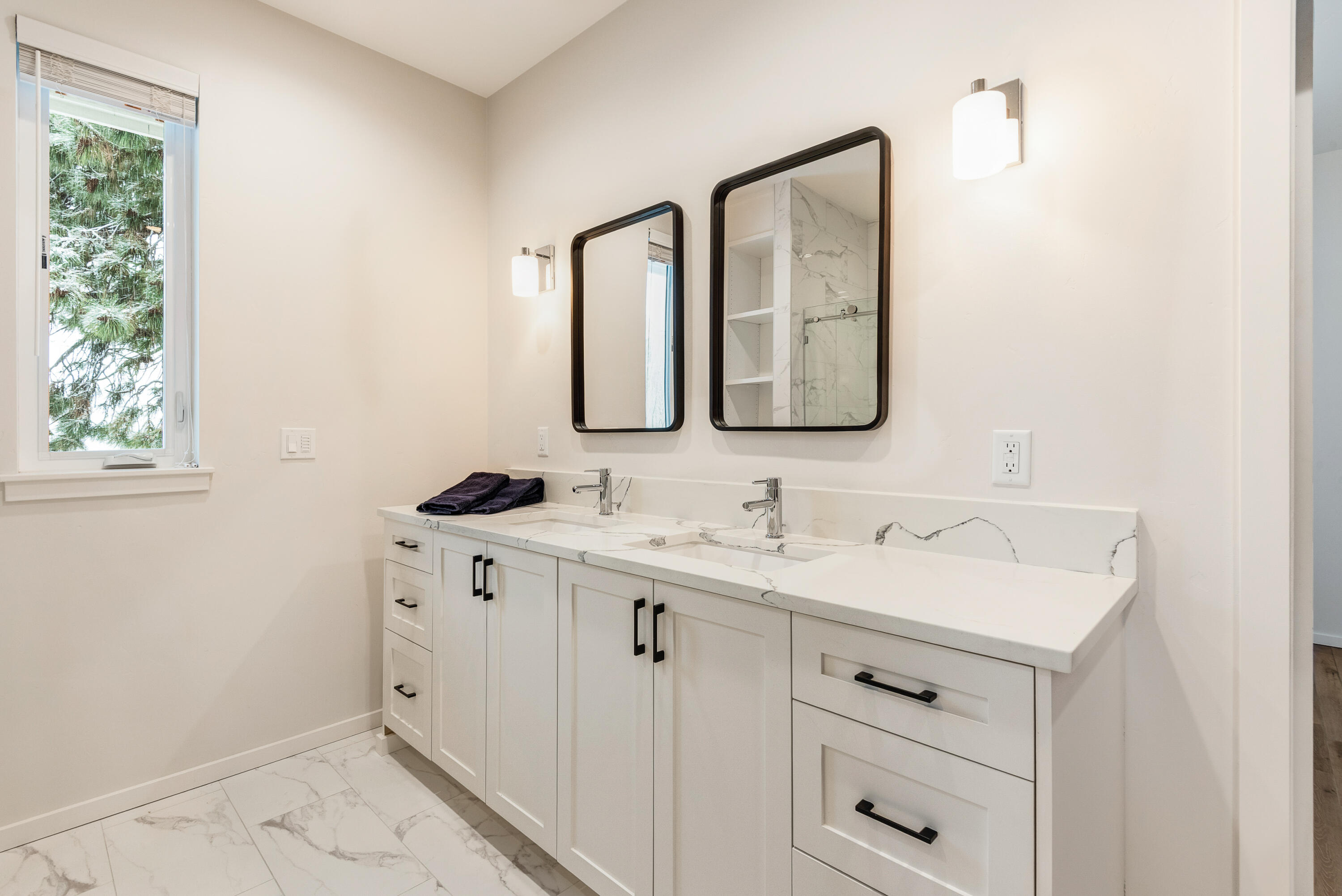 1726 NW Fields Street