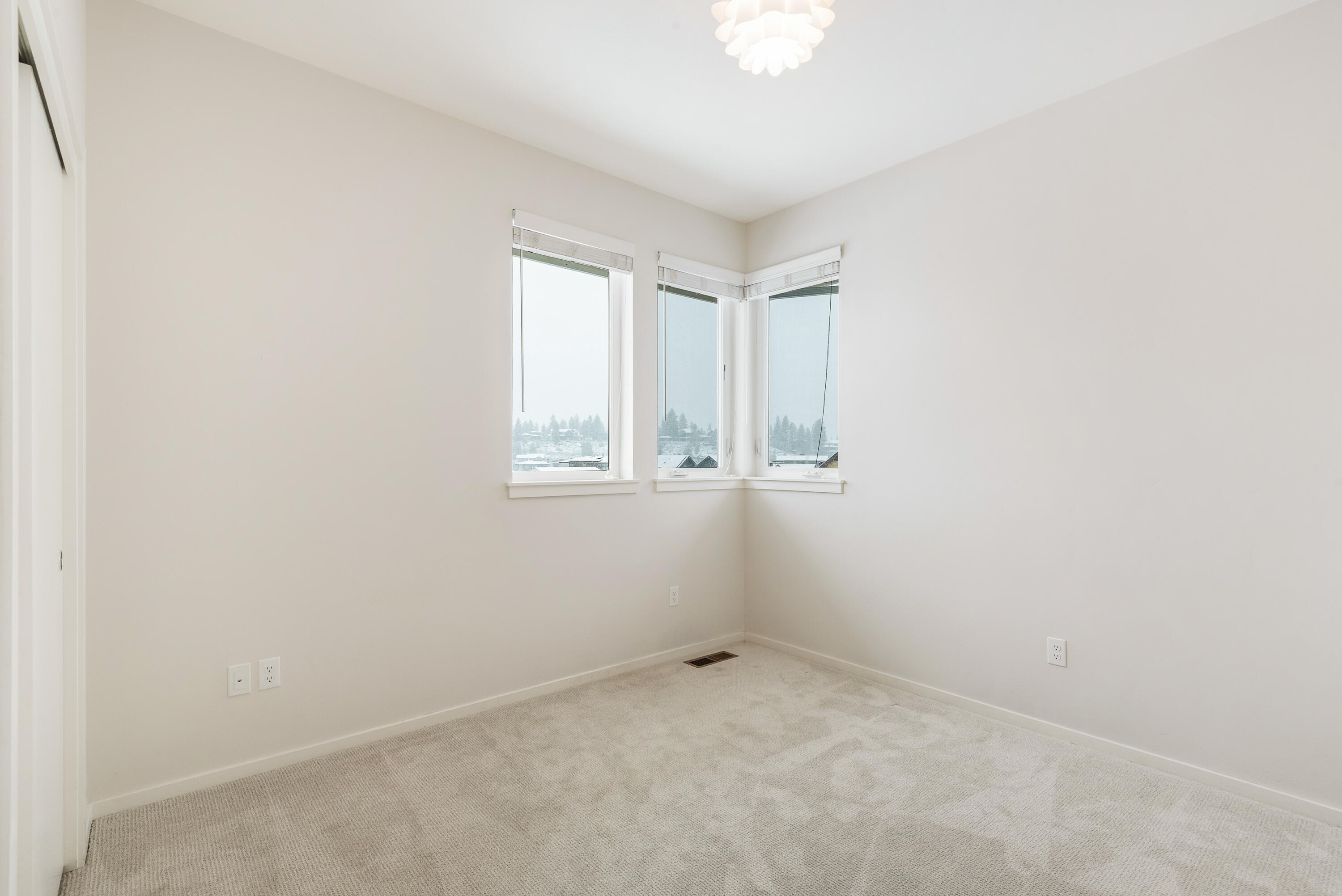 1726 NW Fields Street