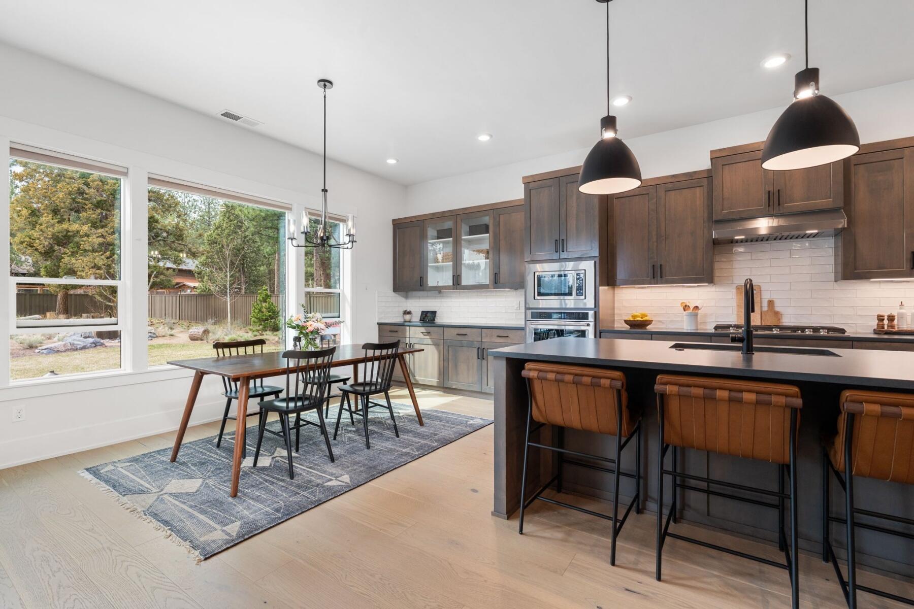 2341 NW Brickyard Street