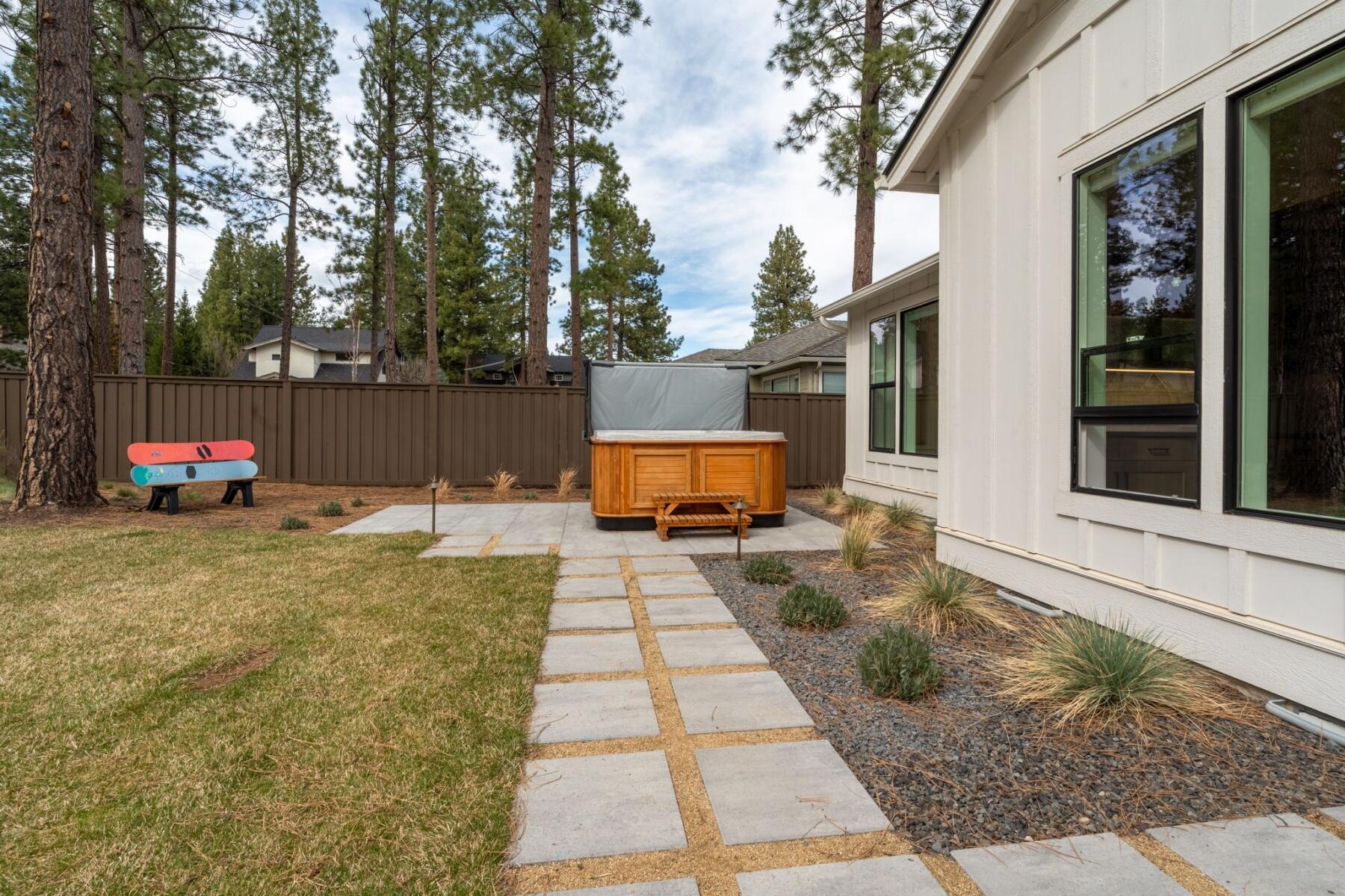 2341 NW Brickyard Street