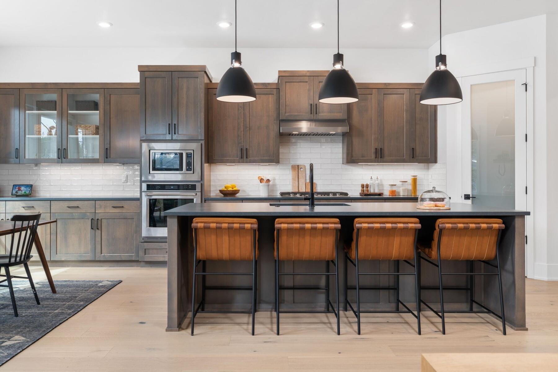 2341 NW Brickyard Street