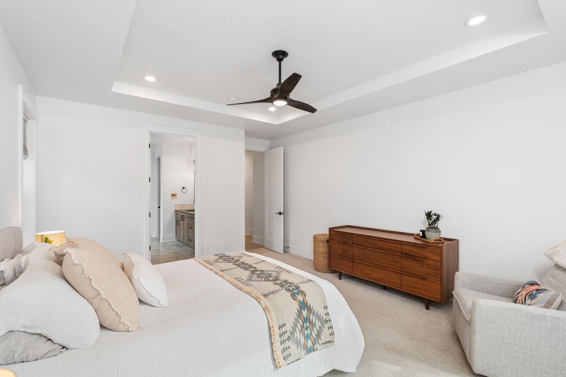 2341 NW Brickyard Street