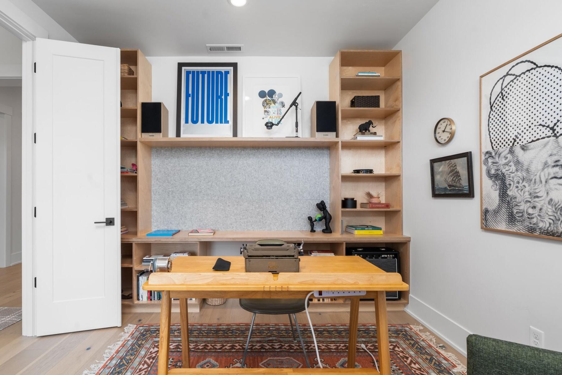 2341 NW Brickyard Street