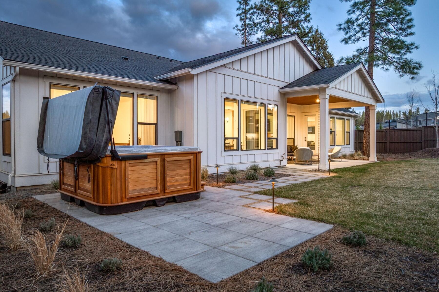 2341 NW Brickyard Street