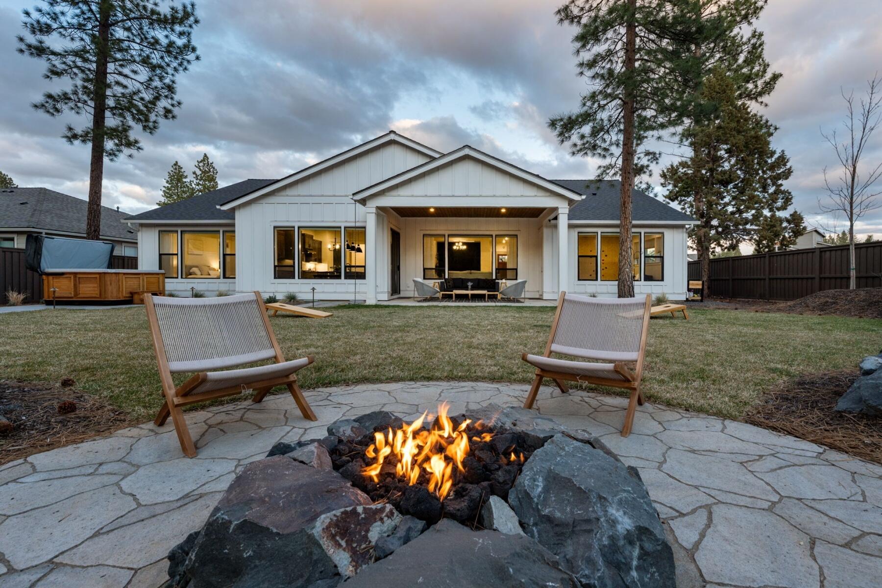 2341 NW Brickyard Street