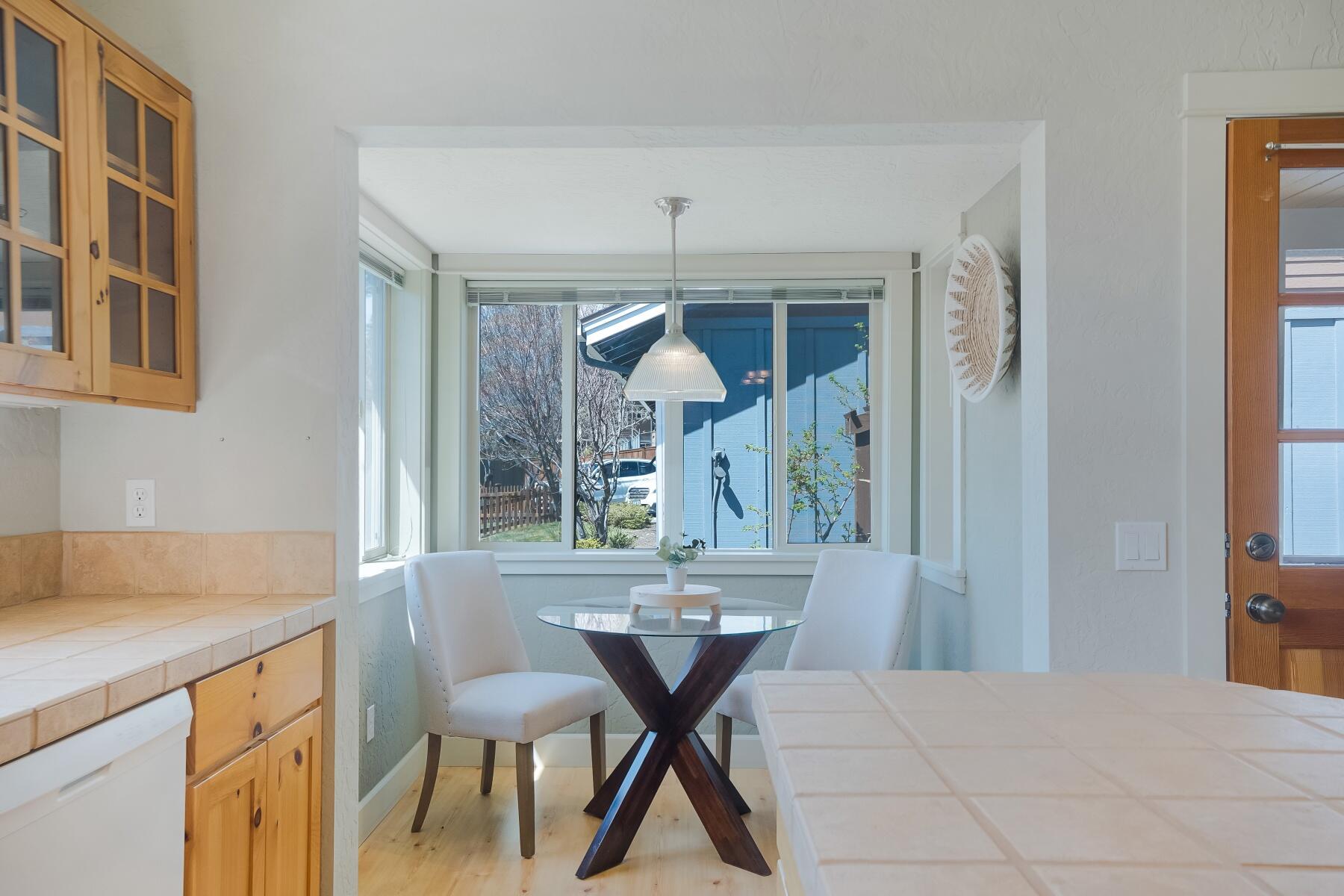 1940 NW Monterey Pines Drive, UNIT 12