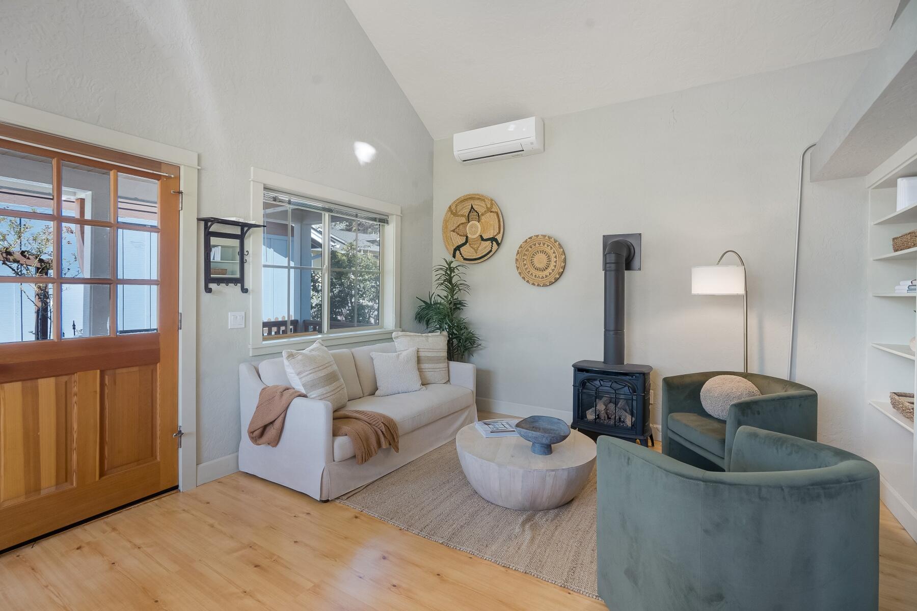 1940 NW Monterey Pines Drive, UNIT 12