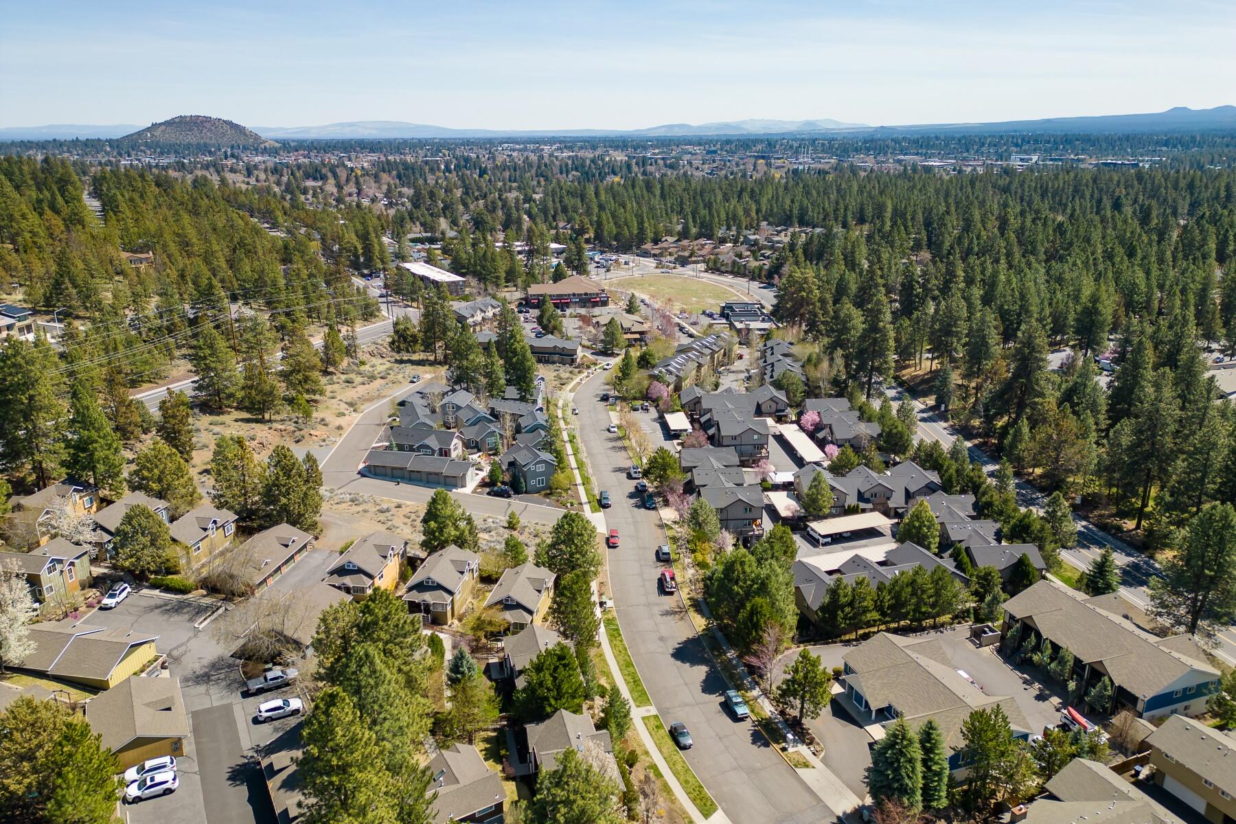 1940 NW Monterey Pines Drive, UNIT 12