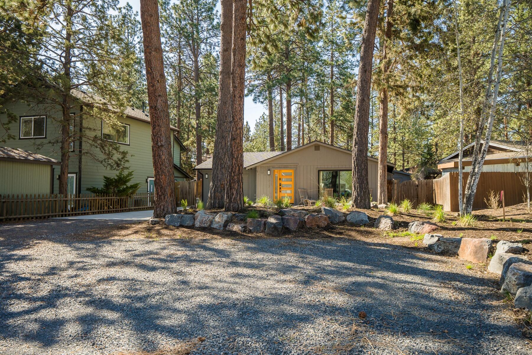 1613 NW Ithaca Avenue