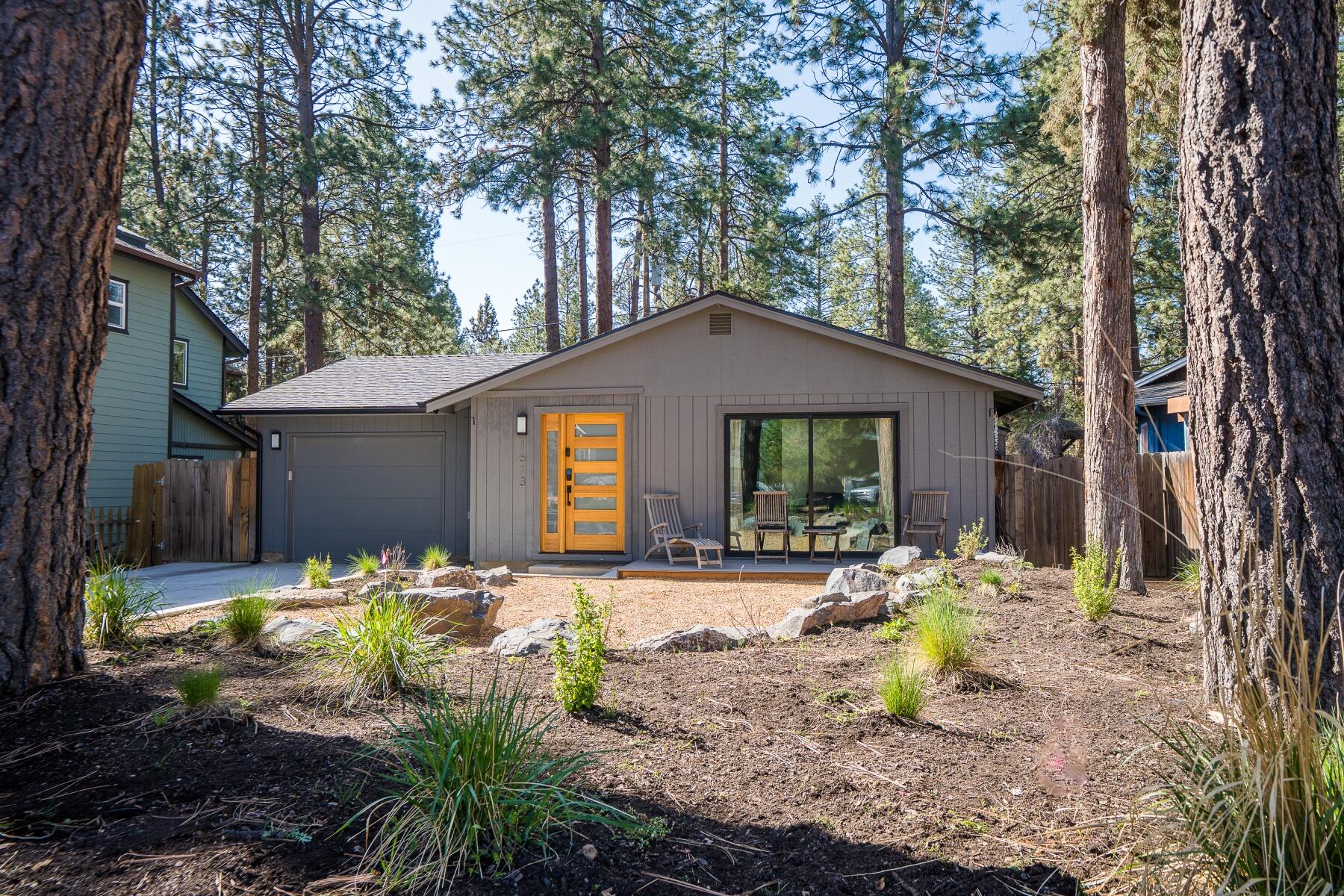 1613 NW Ithaca Avenue