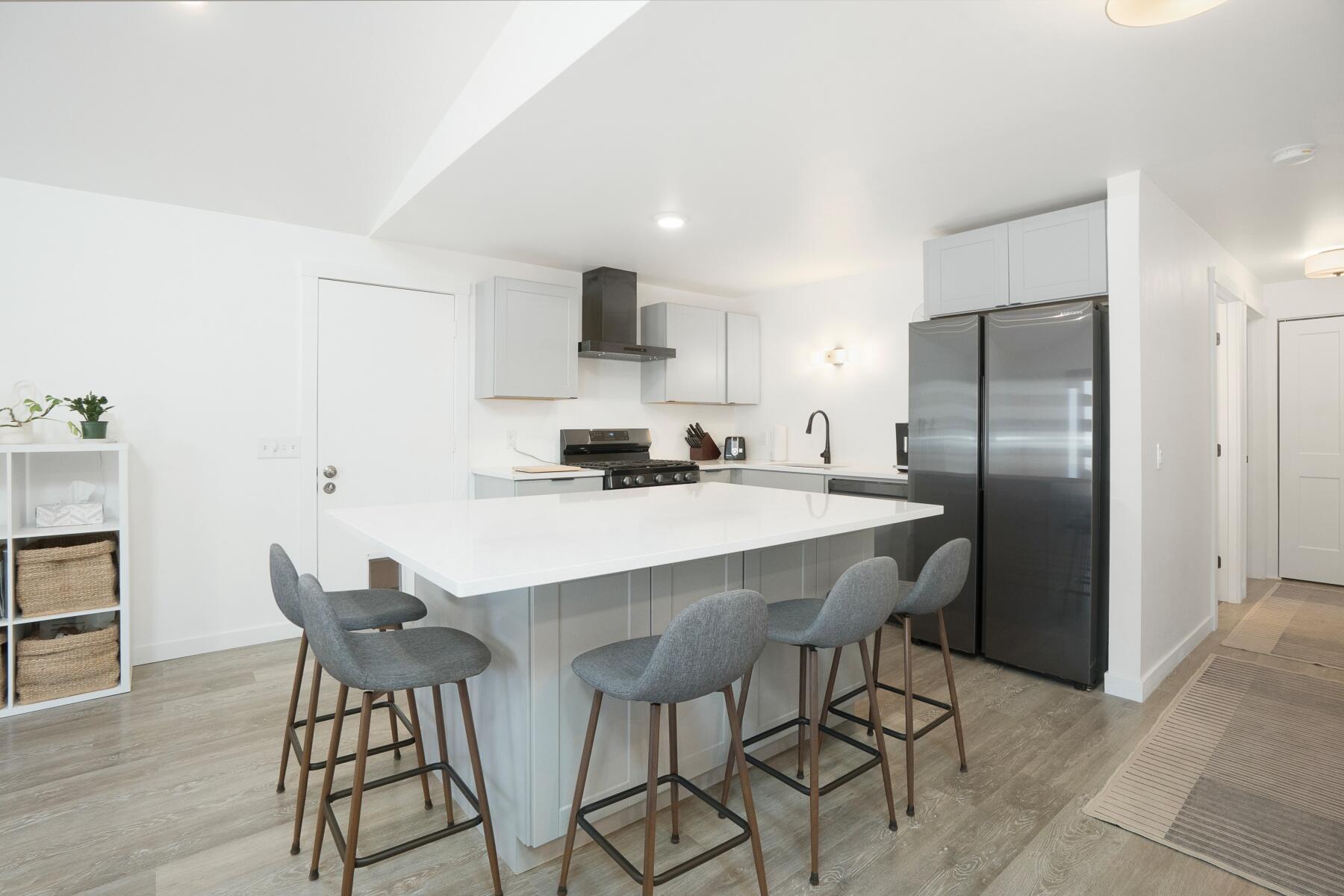 1613 NW Ithaca Avenue