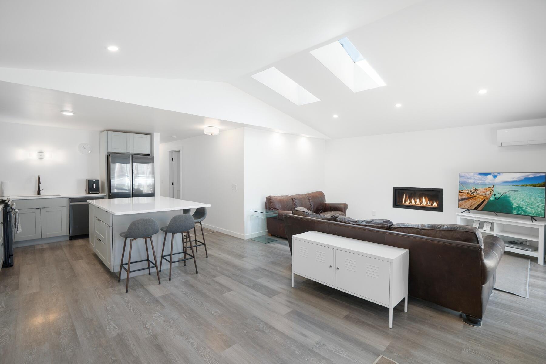 1613 NW Ithaca Avenue