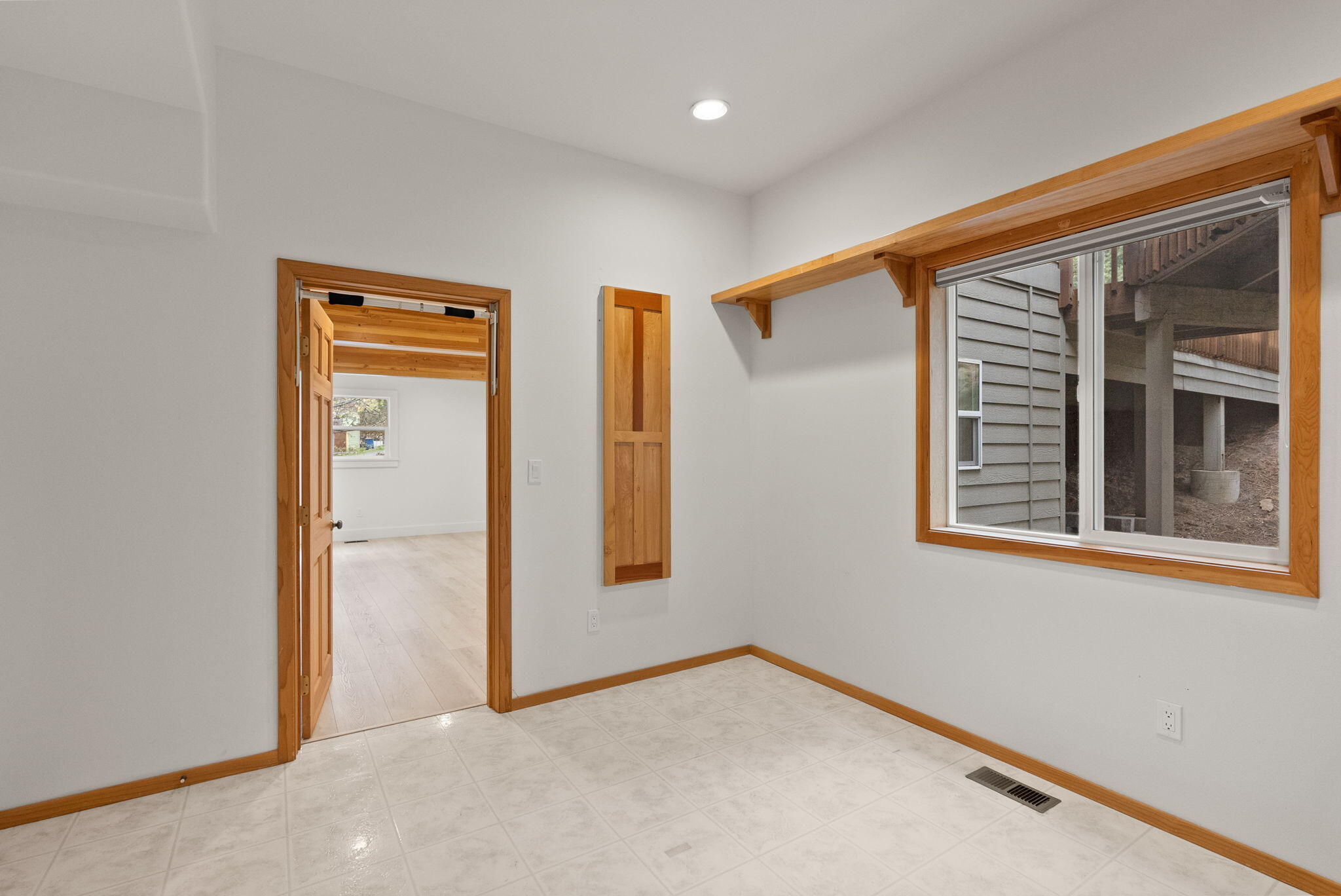 1405 NW City Heights Drive