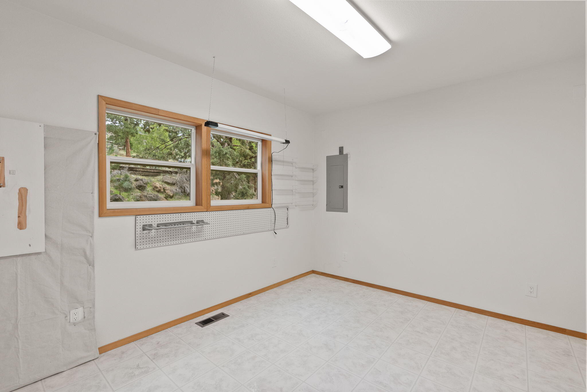 1405 NW City Heights Drive