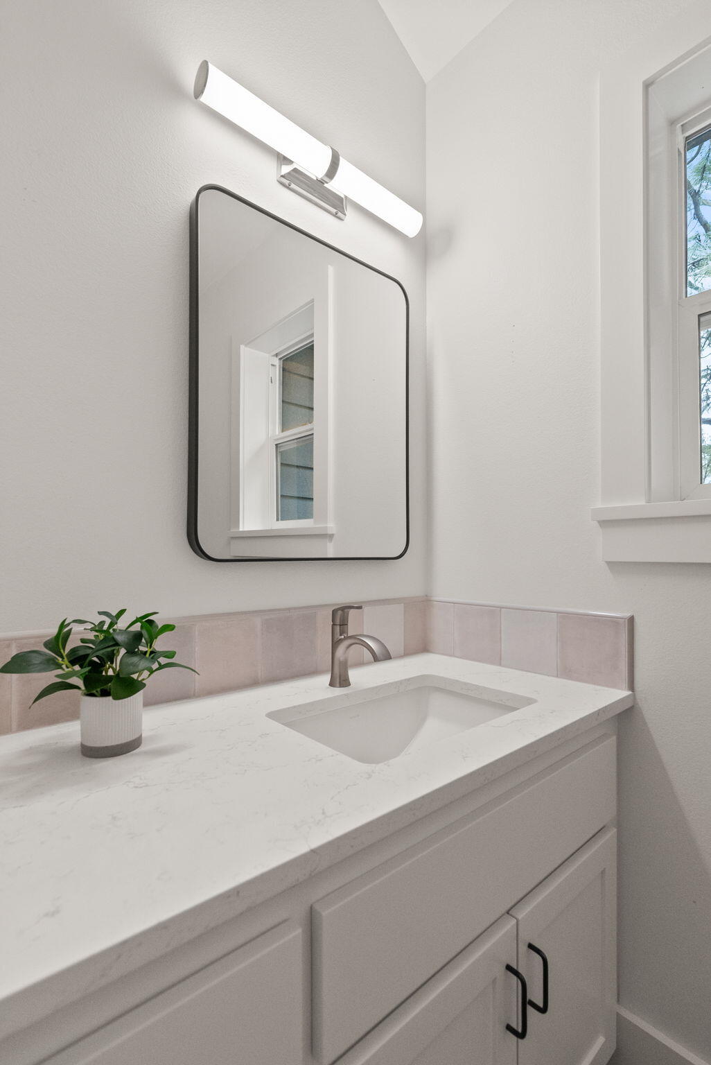 1405 NW City Heights Drive